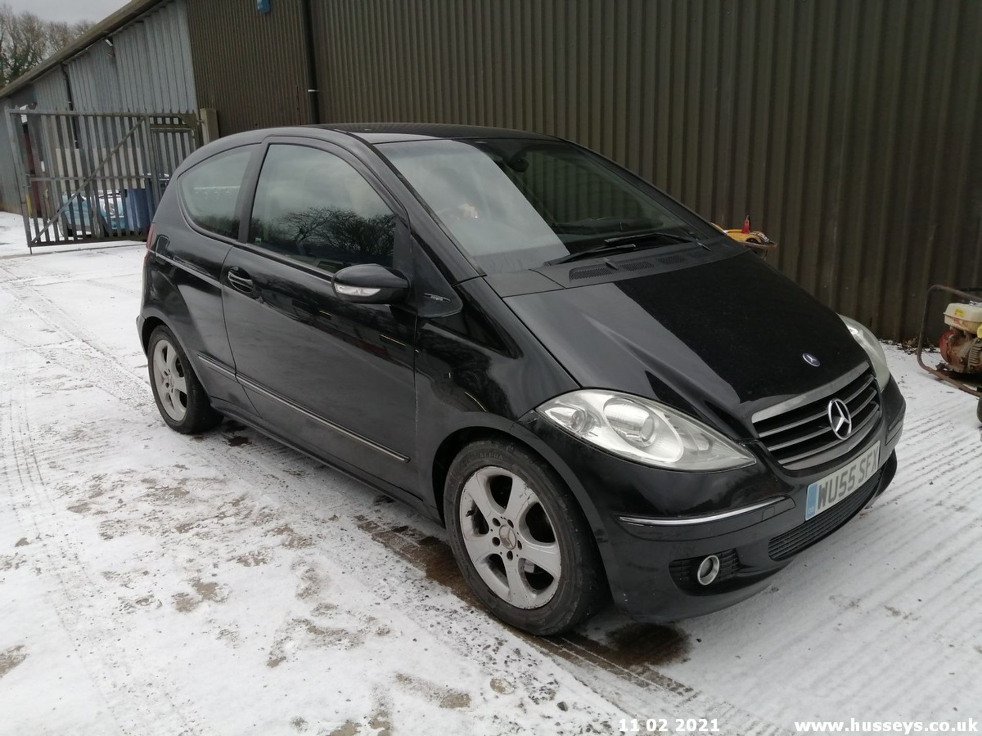 05/55 MERCEDES A180 CDI AVANTGARDE SE - 1991cc 3dr Hatchback (Black, 115k) - Image 8 of 12