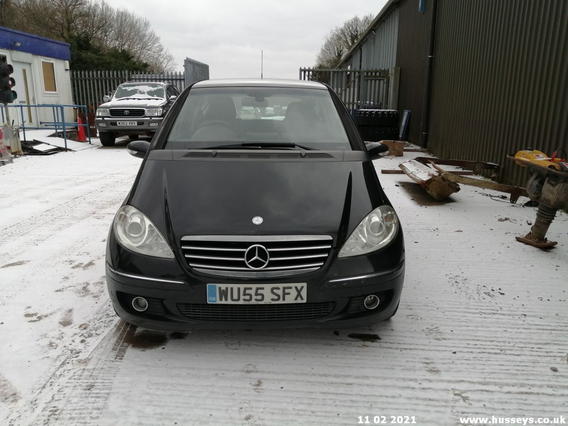 05/55 MERCEDES A180 CDI AVANTGARDE SE - 1991cc 3dr Hatchback (Black, 115k) - Image 2 of 12