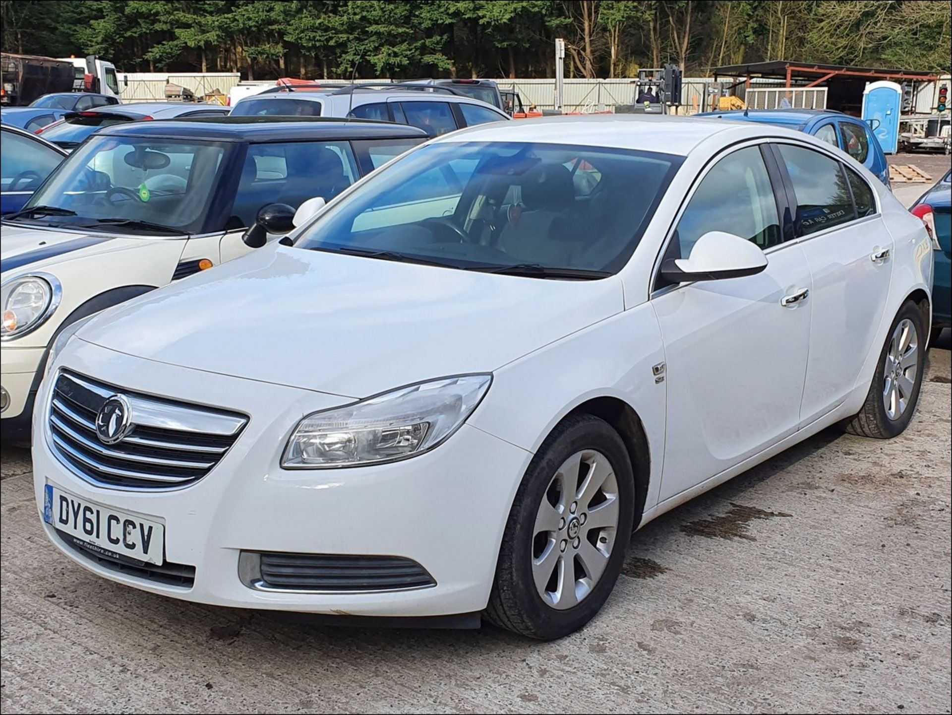 11/61 VAUXHALL INSIGNIA SE CDTI ECOFLEX - 1956cc 5dr Hatchback (White, 118k)