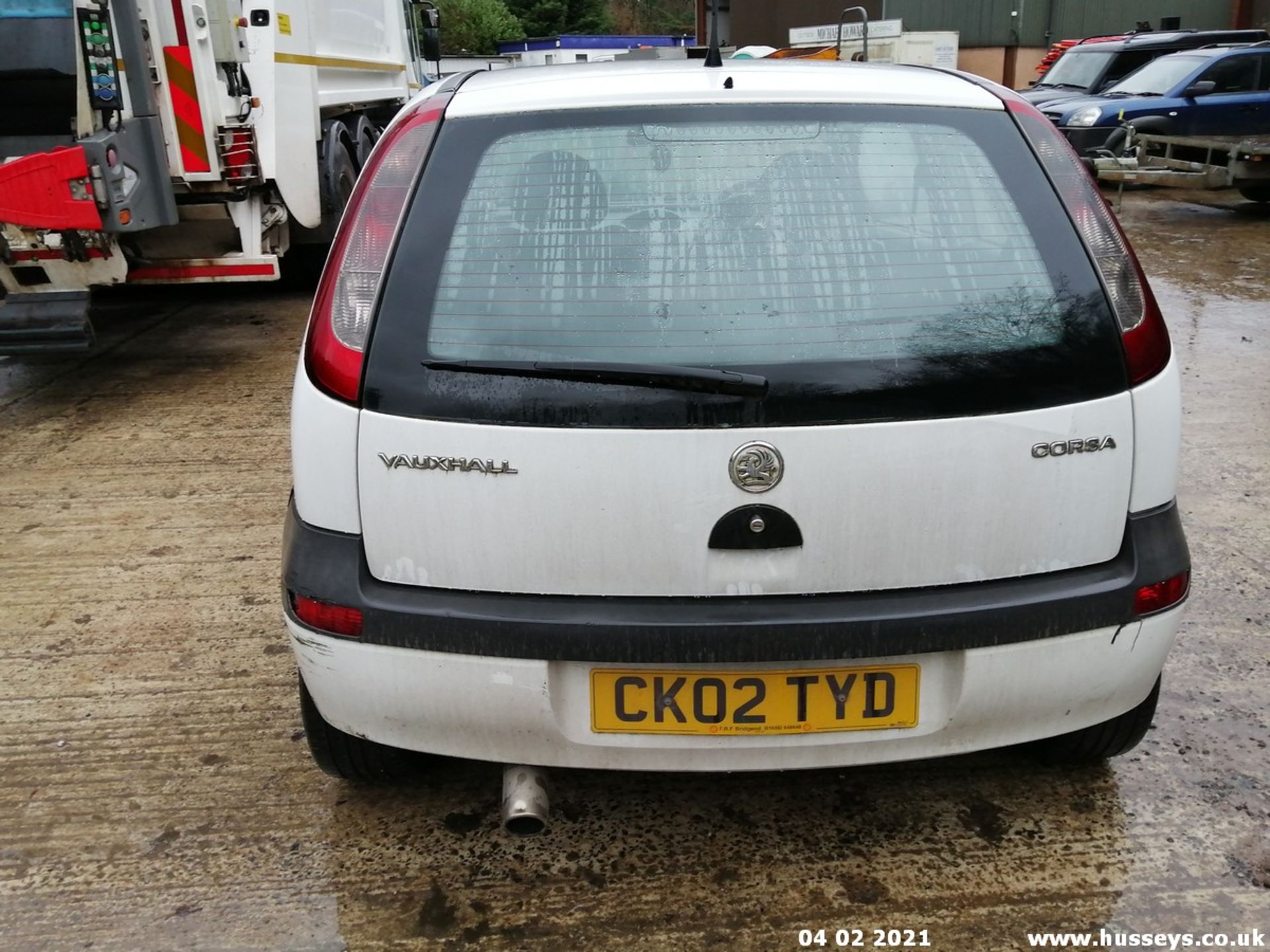 02/02 VAUXHALL CORSA COMFORT 12V - 973cc 3dr Hatchback (White, 0k) - Image 6 of 12