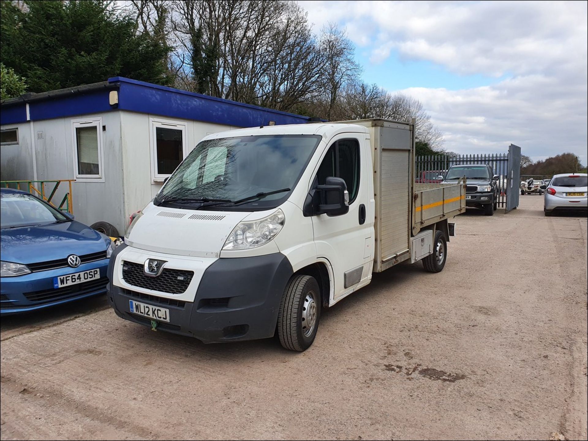 12/12 PEUGEOT BOXER 335 L2S HDI - 2198cc 2dr Tipper (White, 141k) - Image 11 of 11