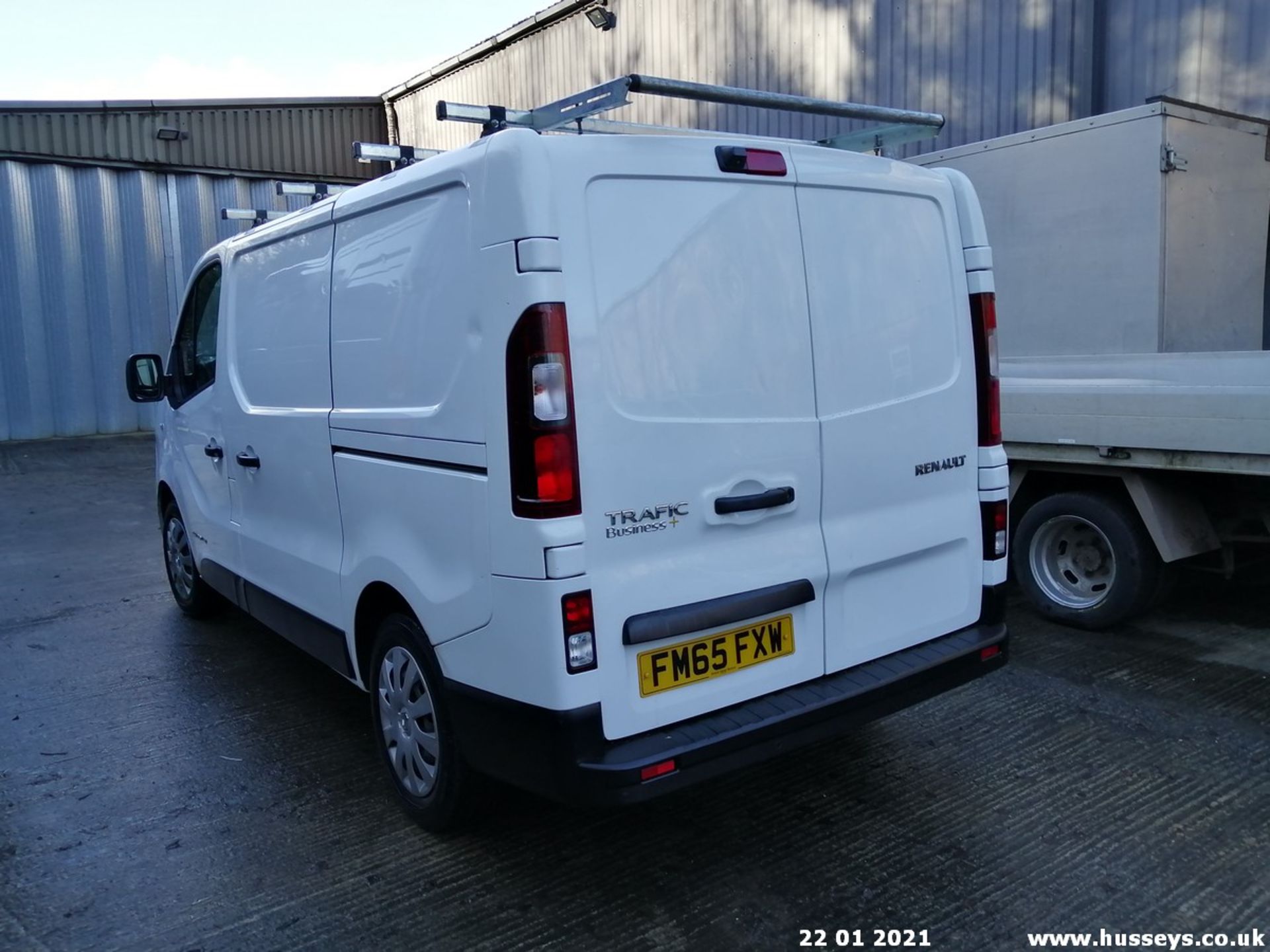 15/65 RENAULT TRAFIC SL29 BUSINESS + NR - 1598cc 5dr Van (White, 85k) - Image 4 of 12