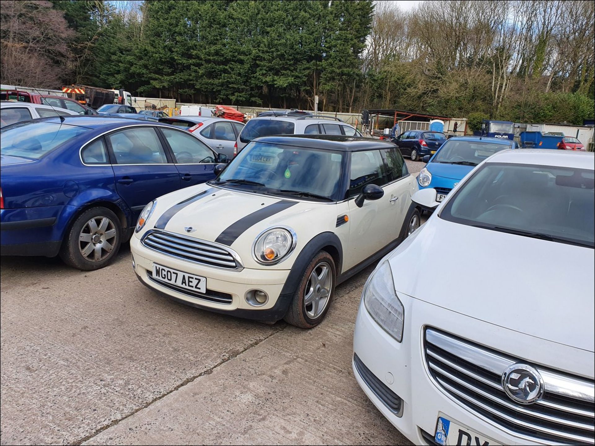 07/07 MINI COOPER - 1598cc 3dr Hatchback (White, 96k) - Image 2 of 10