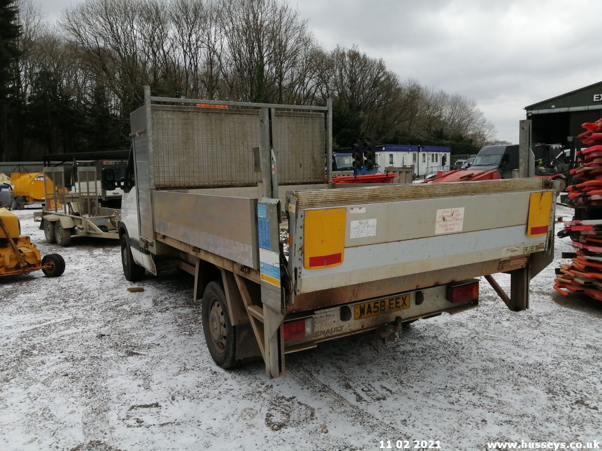 08/58 RENAULT MASTER ML35 DCI 100 - 2464cc 2dr Tipper (White, 48k) - Image 5 of 11