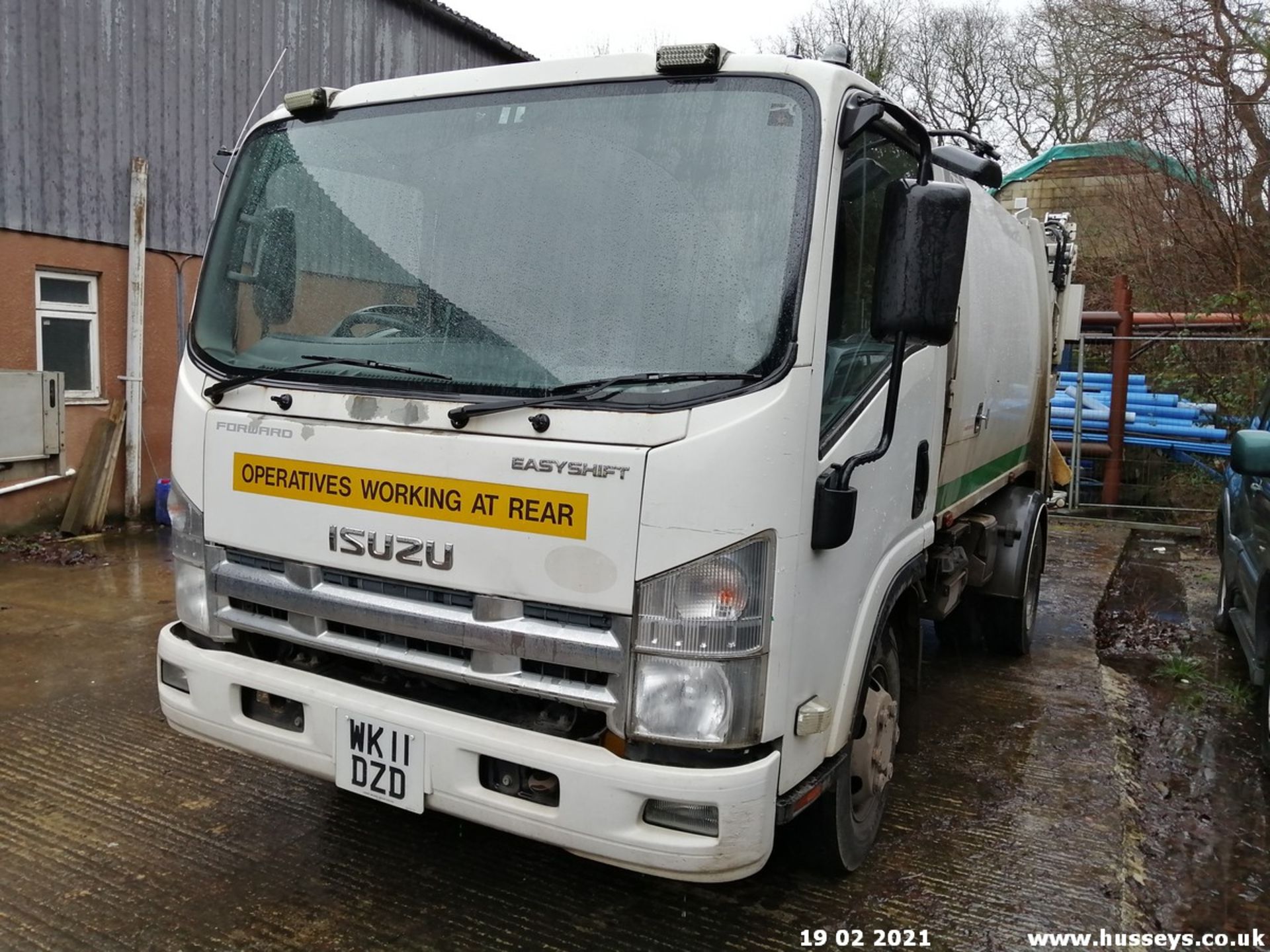 11/11 ISUZU TRUCKS FORWARD N75.190 AUTO - 5193cc 2dr (White, 101k) - Image 9 of 12