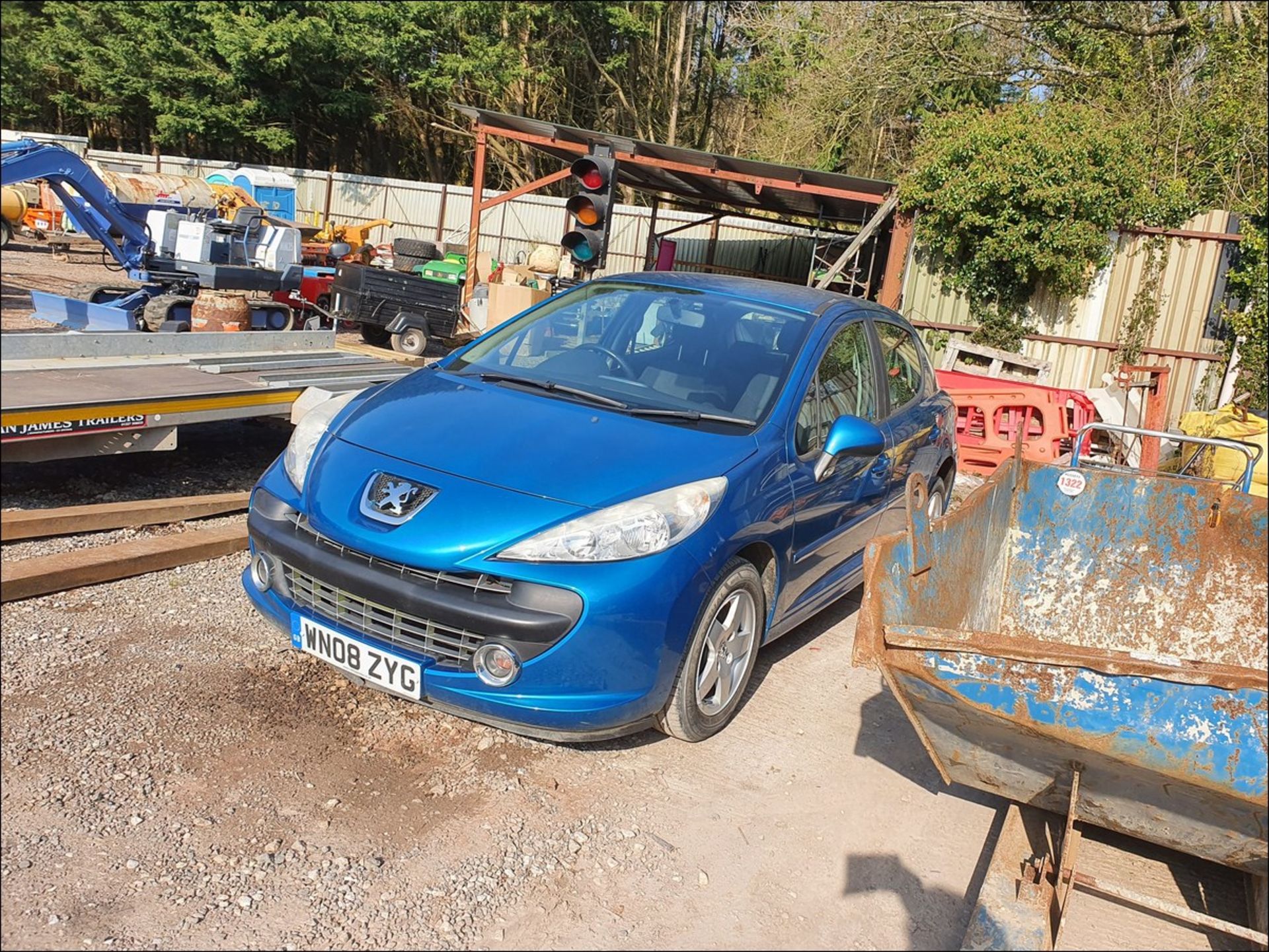 08/08 PEUGEOT 207 SPORT - 1397cc 5dr Hatchback (Blue, 68k) - Image 3 of 10