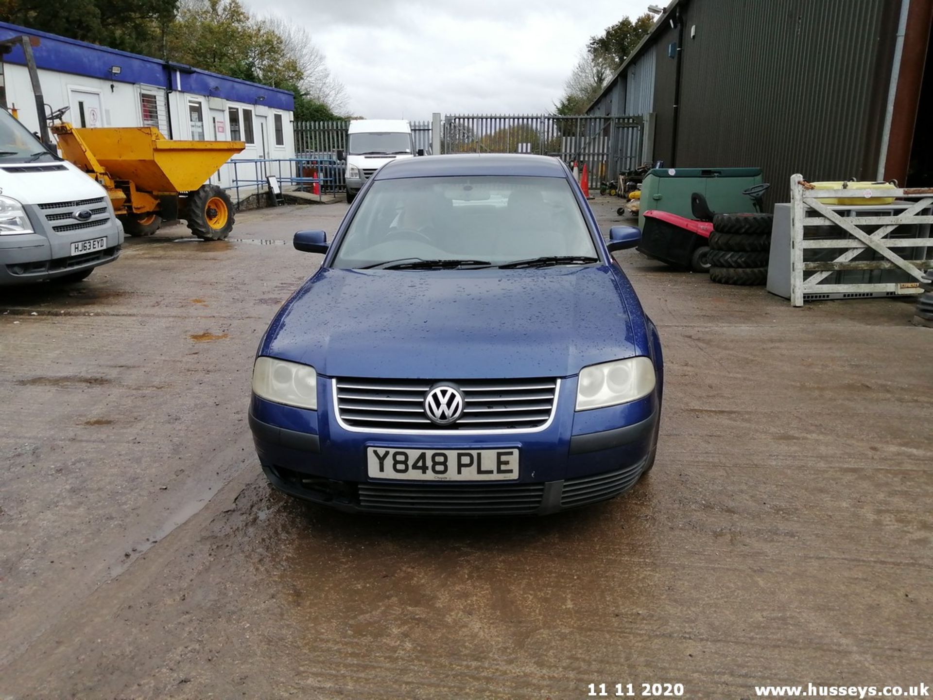 2001 VOLKSWAGEN PASSAT SPORT - 1984cc 4dr Saloon (Blue, 235k) - Image 2 of 11