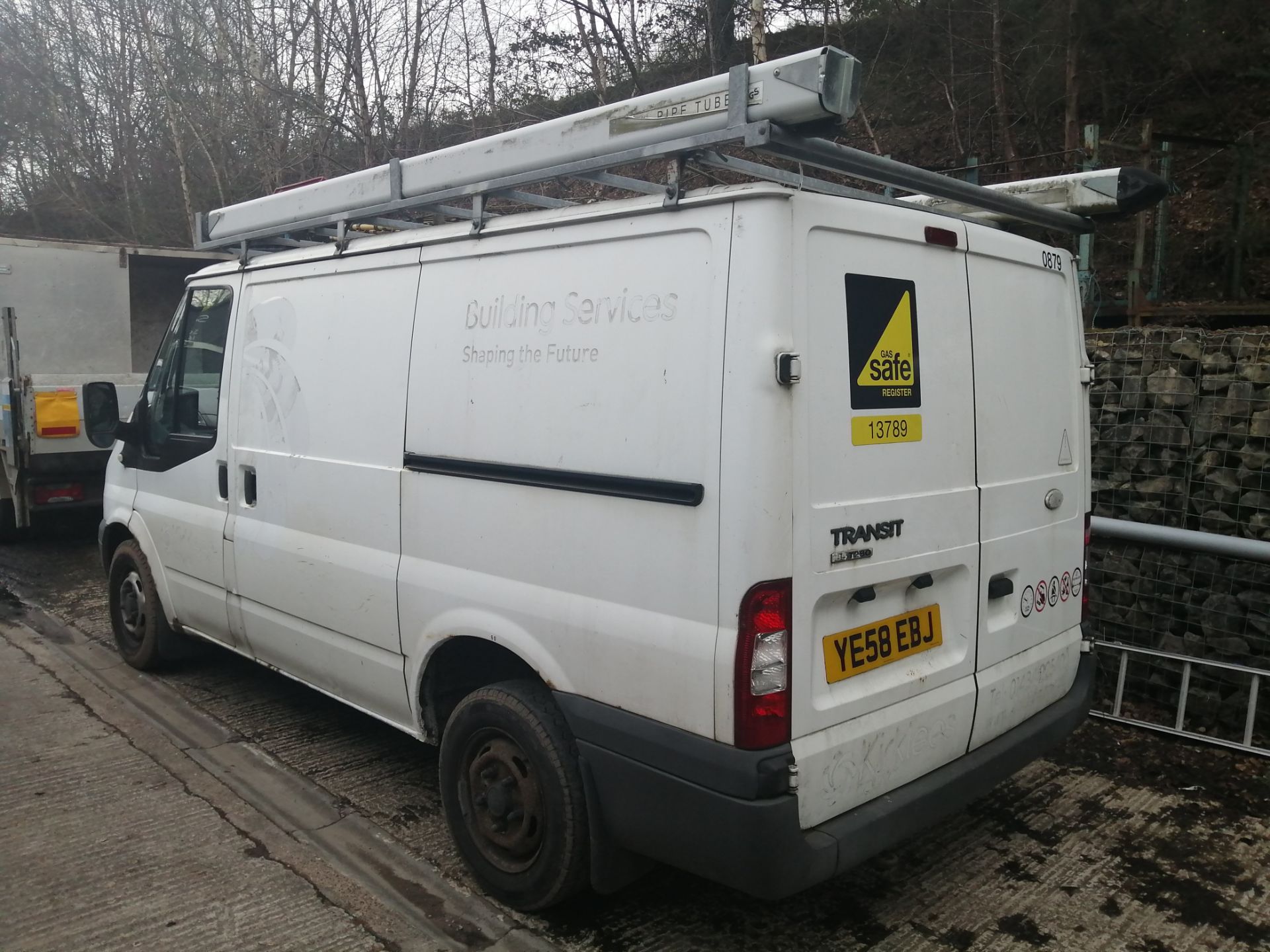 09/58 FORD TRANSIT 85 T280S FWD - 2198cc 5dr Van (White, 69k) - Image 4 of 12