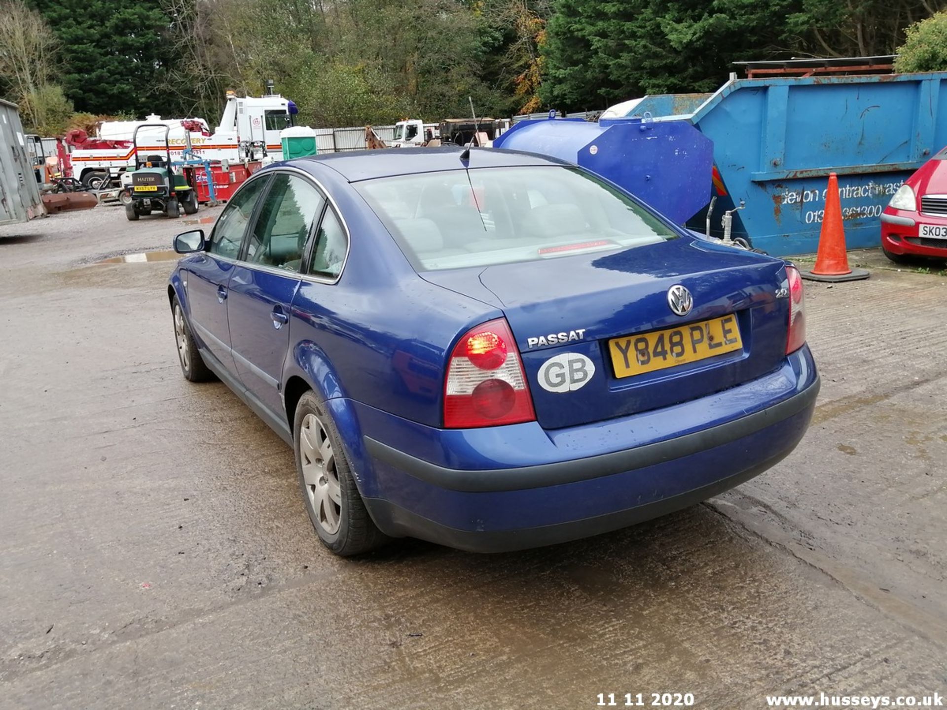 2001 VOLKSWAGEN PASSAT SPORT - 1984cc 4dr Saloon (Blue, 235k) - Image 6 of 11