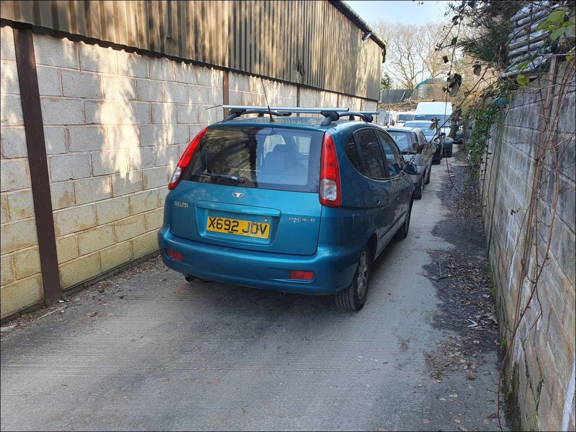 2000 DAEWOO TACUMA CDX AUTO - 1998cc 5dr MPV (Blue, 81k) - Image 2 of 10