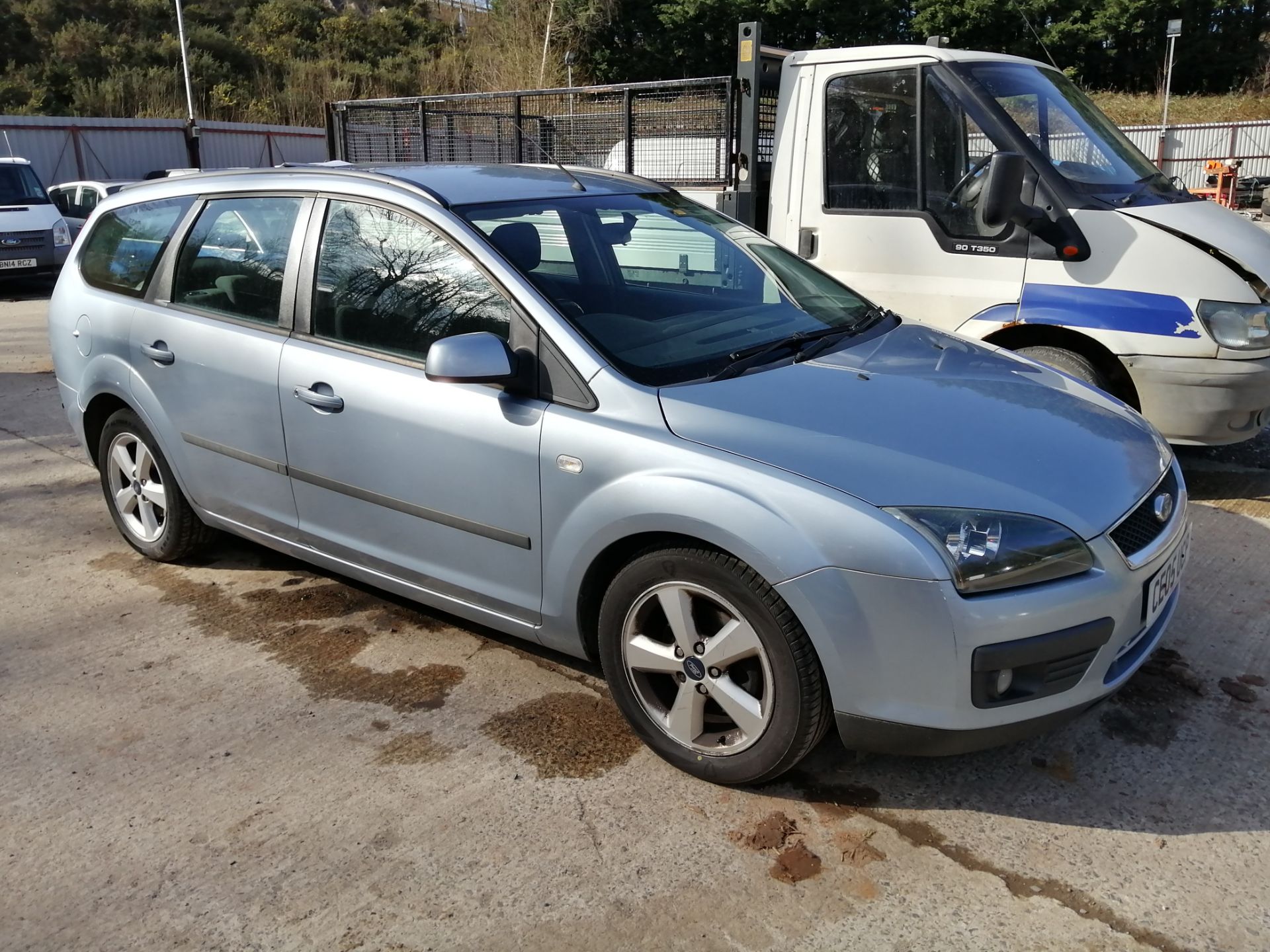 05/05 FORD FOCUS ZETEC CLIMATE T - 1596cc 5dr Estate (Blue, 133k) - Image 11 of 12