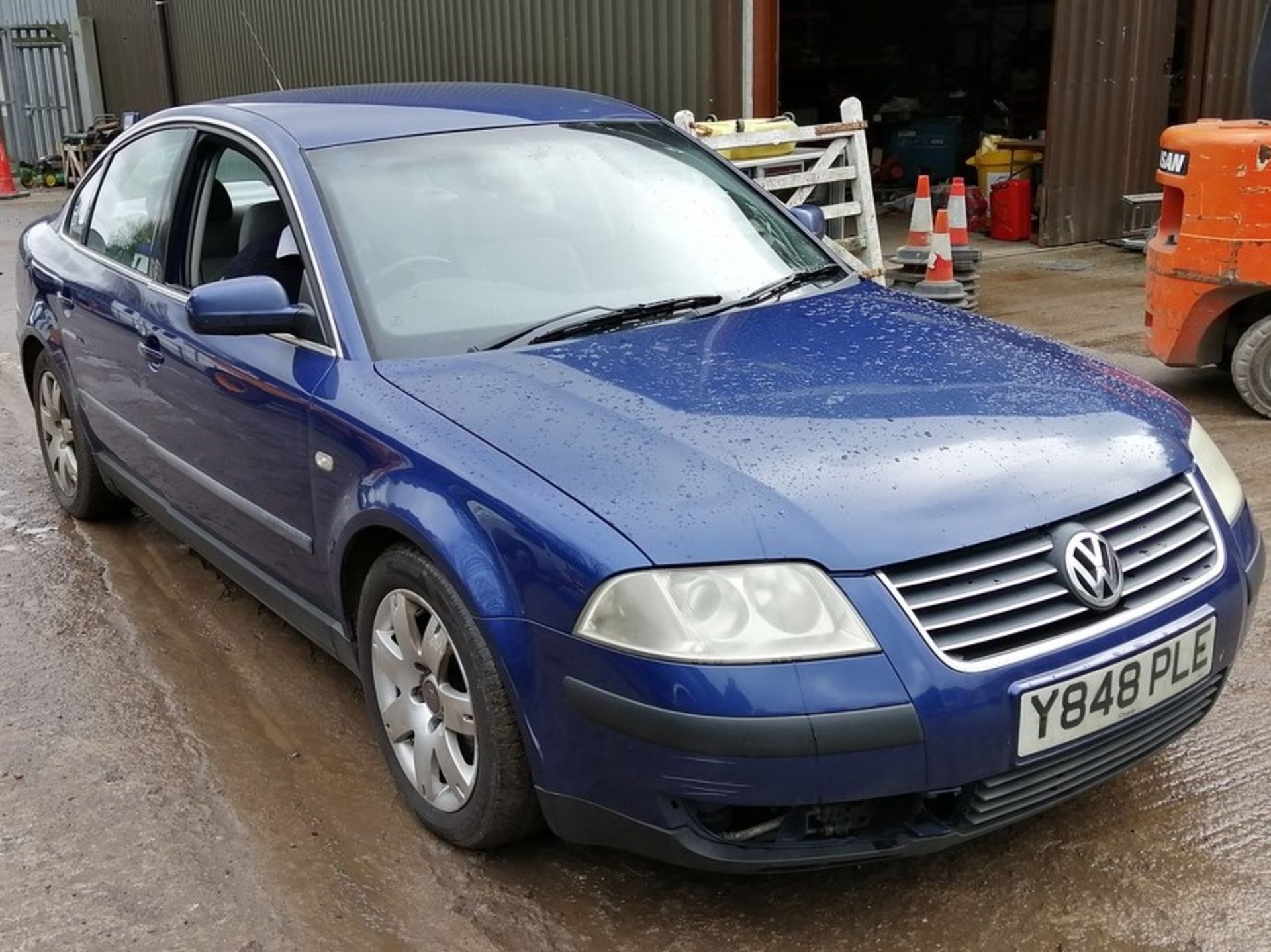 2001 VOLKSWAGEN PASSAT SPORT - 1984cc 4dr Saloon (Blue, 235k)