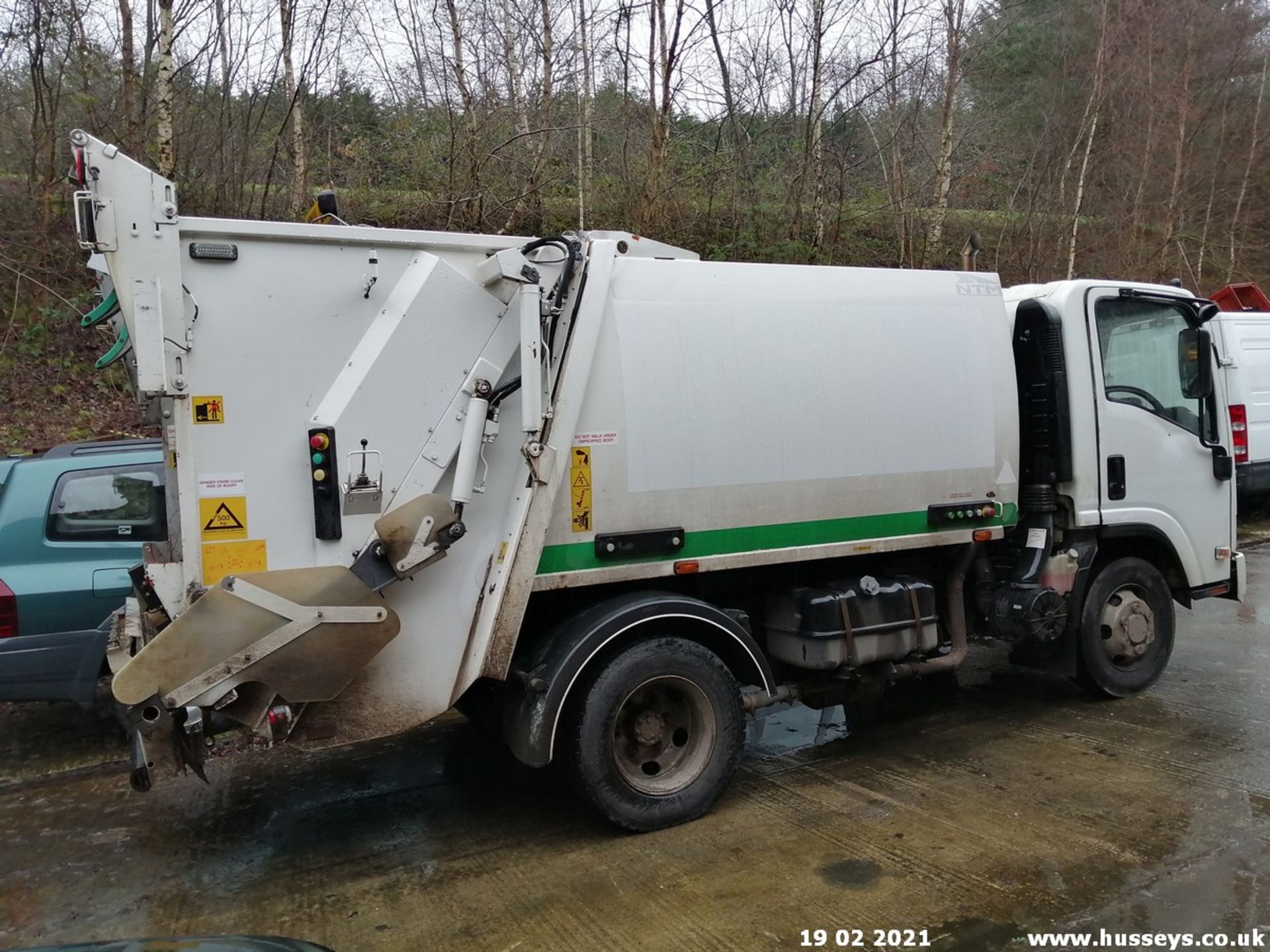 11/11 ISUZU TRUCKS FORWARD N75.190 AUTO - 5193cc 2dr (White, 101k) - Image 5 of 12