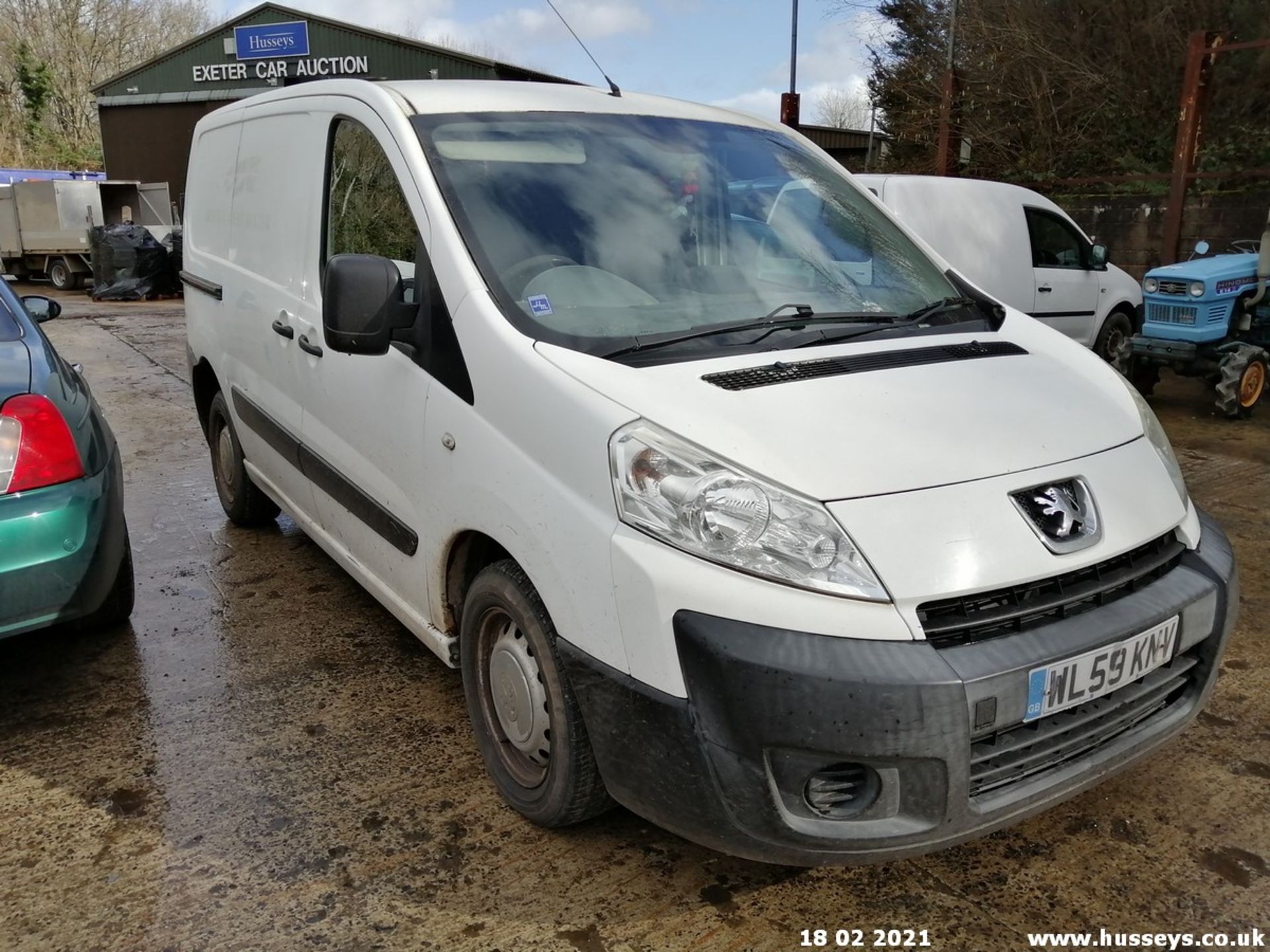 10/59 PEUGEOT EXPERT HDI SWB - 1560cc 6dr Van (White, 111k) - Image 7 of 9