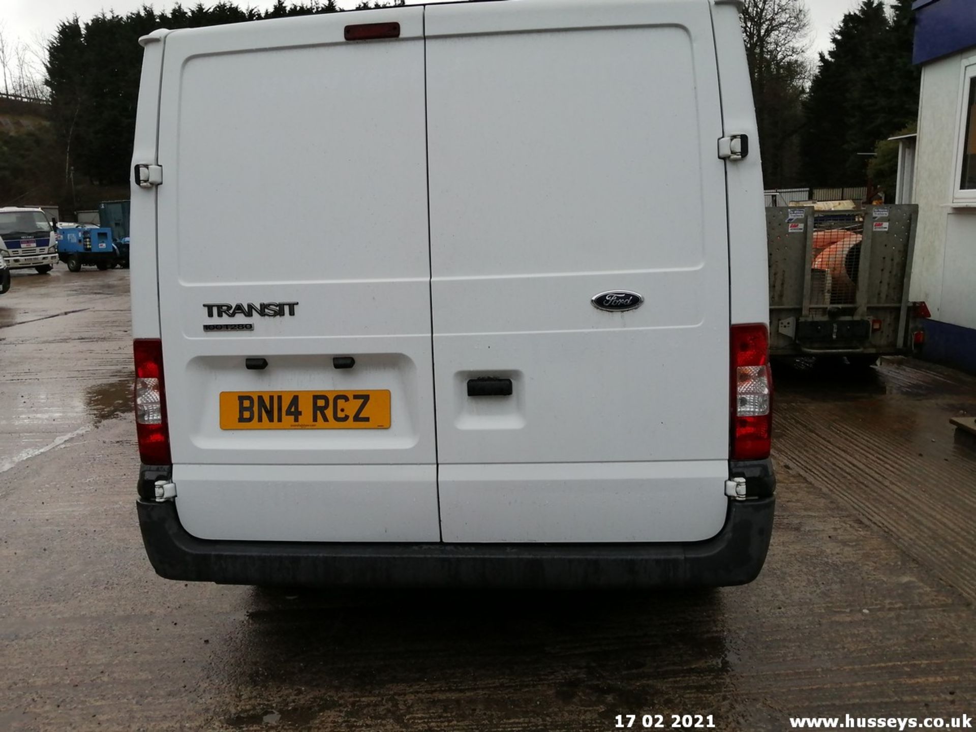 14/14 FORD TRANSIT 100 T280 FWD - 2198cc 5dr Van (White, 100k) - Image 5 of 11