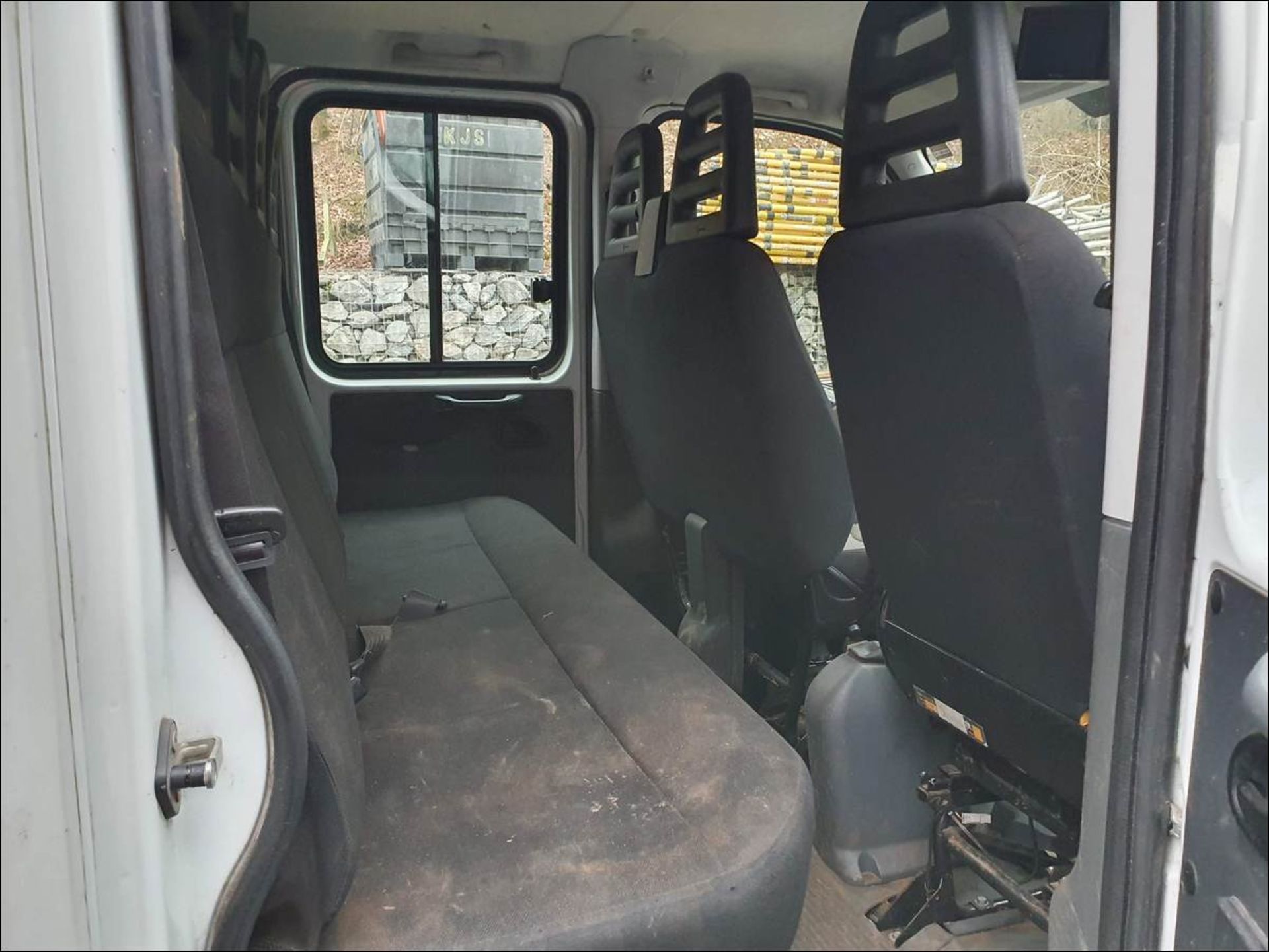 12/62 IVECO DAILY 35C13 XLWB - 2287cc 4dr Tipper (White, 26k) - Image 8 of 11