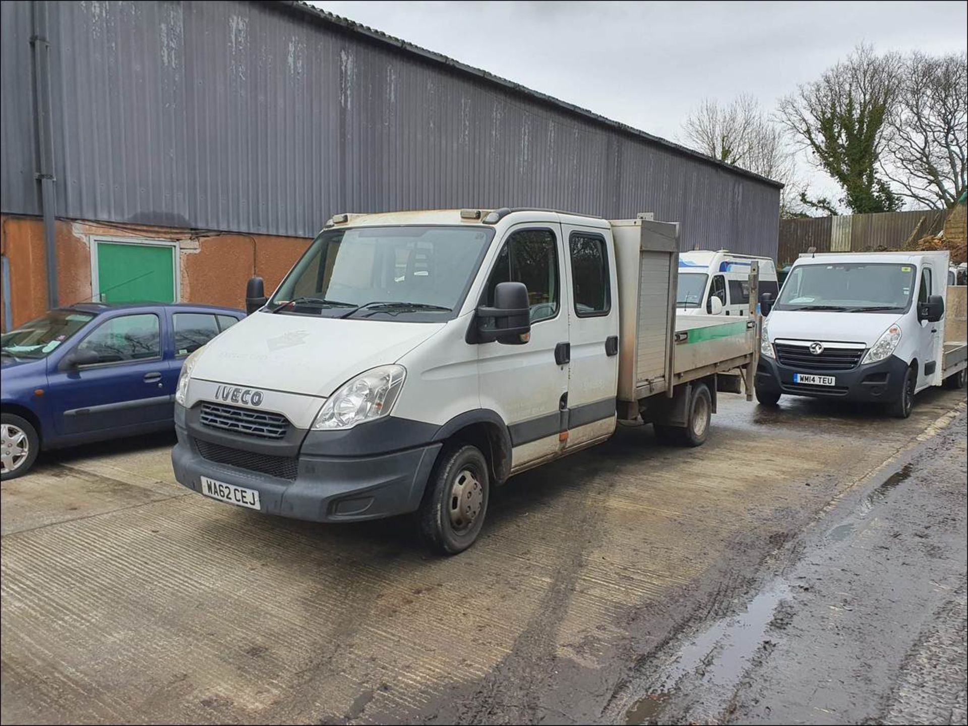 12/62 IVECO DAILY 35C13 XLWB - 2287cc 4dr Tipper (White, 26k) - Image 2 of 11