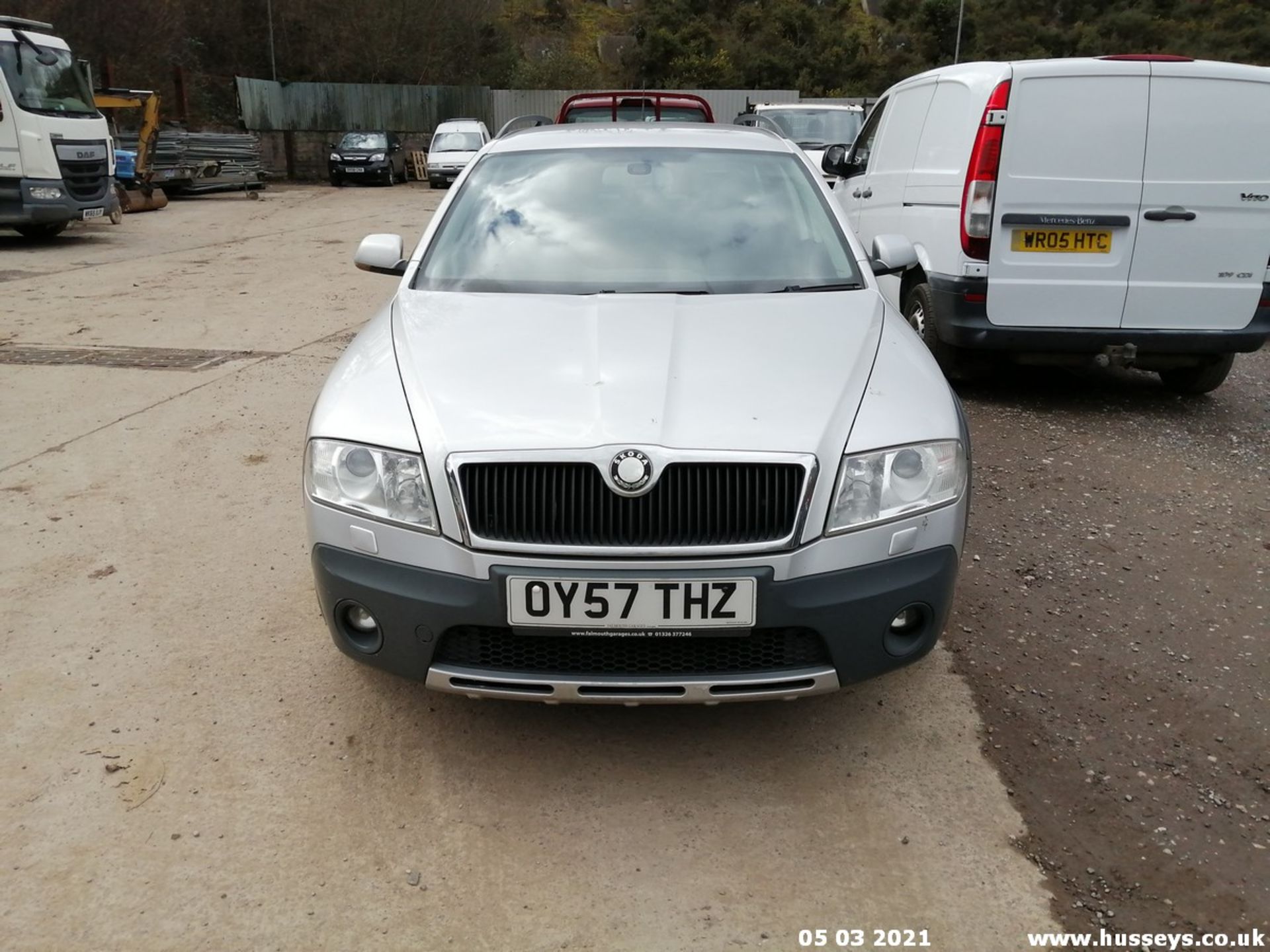 07/57 SKODA OCTAVIA SCOUT TDI - 1968cc 5dr Estate (Silver, 174k) - Image 14 of 23