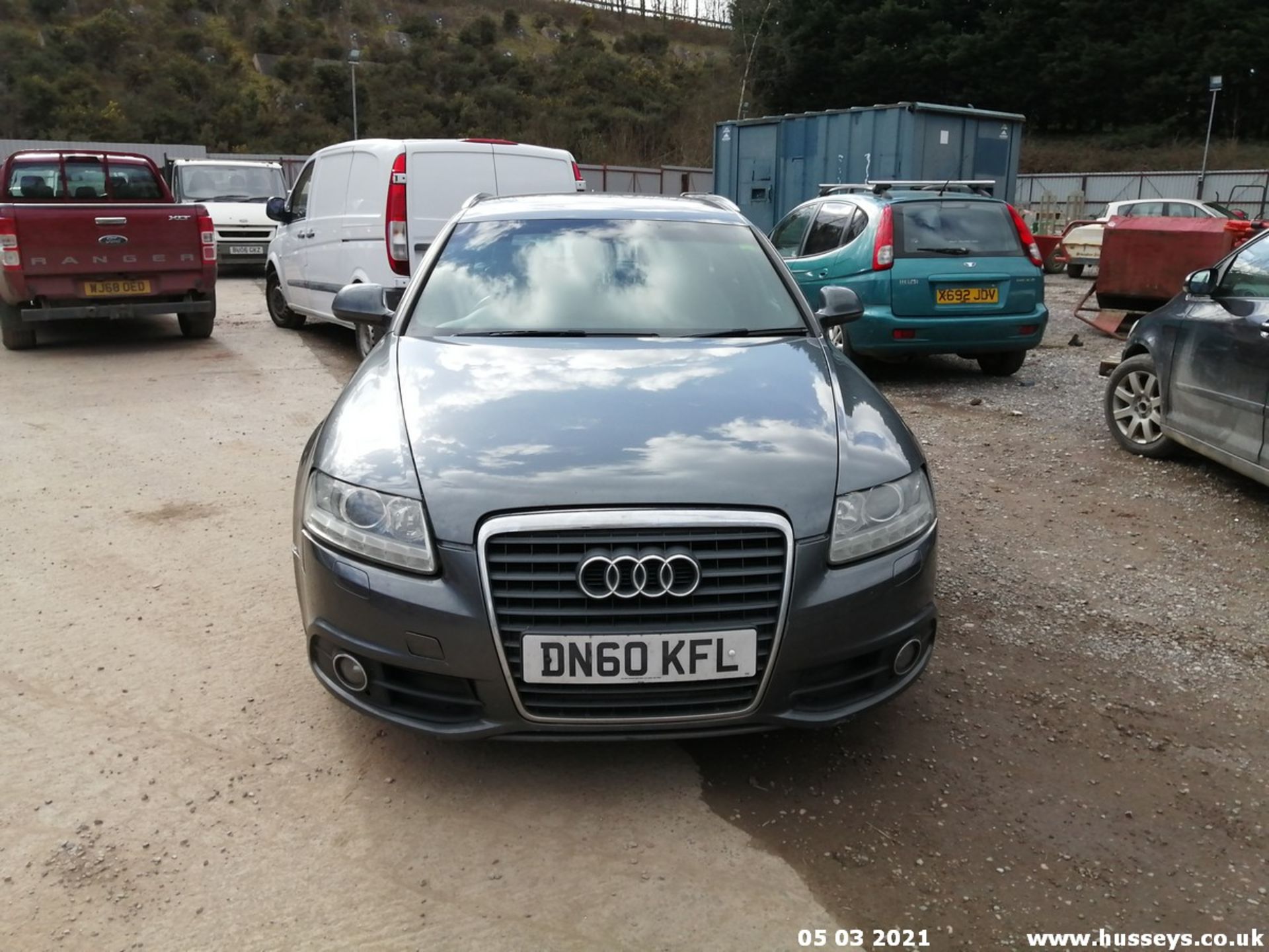 10/60 AUDI A6 S LINE SPEC ED TDI CVT - 1968cc 5dr Estate (Grey) - Image 13 of 21