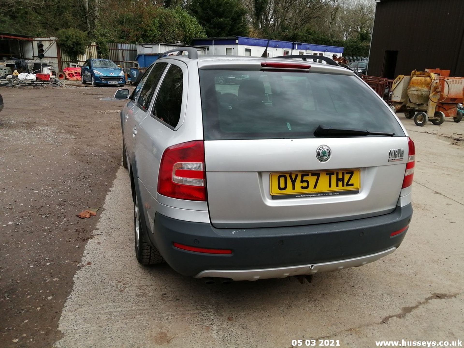 07/57 SKODA OCTAVIA SCOUT TDI - 1968cc 5dr Estate (Silver, 174k) - Image 6 of 23