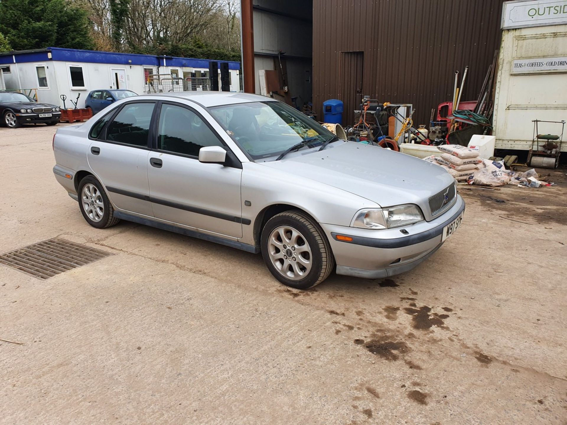 2000 VOLVO S40 XS - 1588cc 4dr Saloon (Silver, 101k) - Image 5 of 12