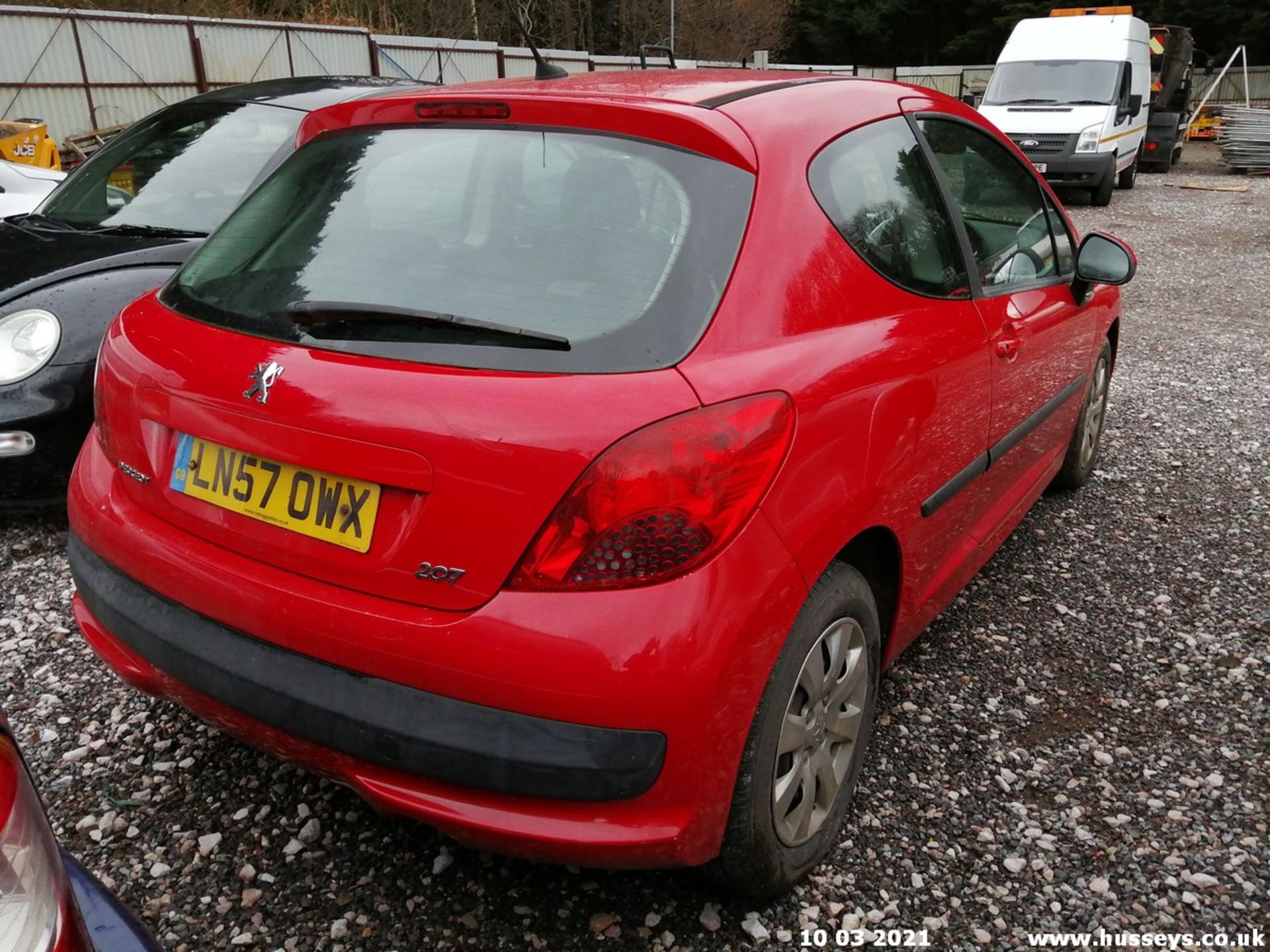 07/57 PEUGEOT 207 S HDI 67 - 1398cc 3dr Hatchback (Red) - Image 5 of 11