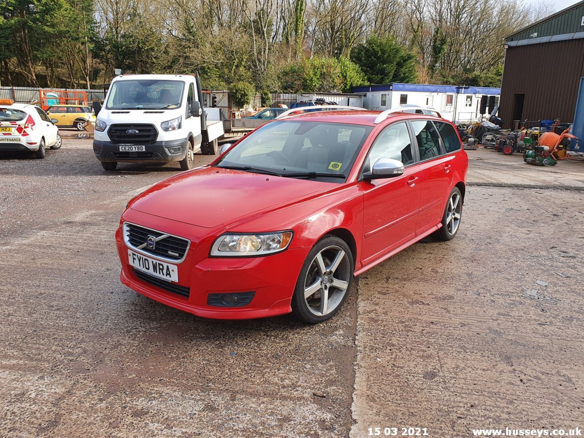 10/10 VOLVO V50 R-DESIGN SE D - 1997cc 5dr Estate (Red, 160k) - Image 4 of 15