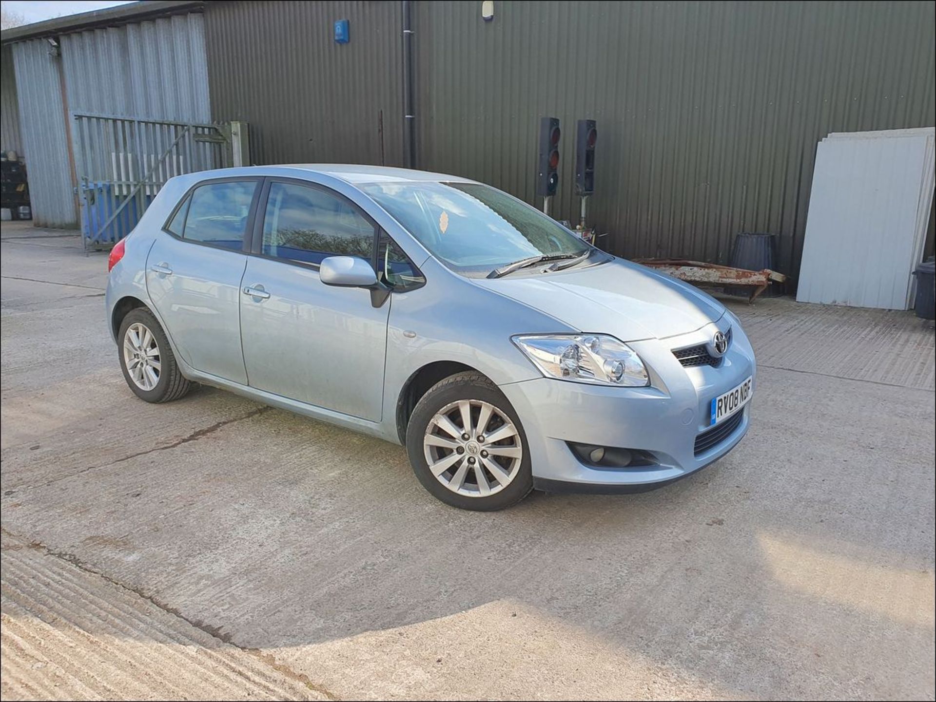 08/08 TOYOTA AURIS T-SPIRIT VVT-I - 1598cc 5dr Hatchback (Blue, 95k) - Image 6 of 12