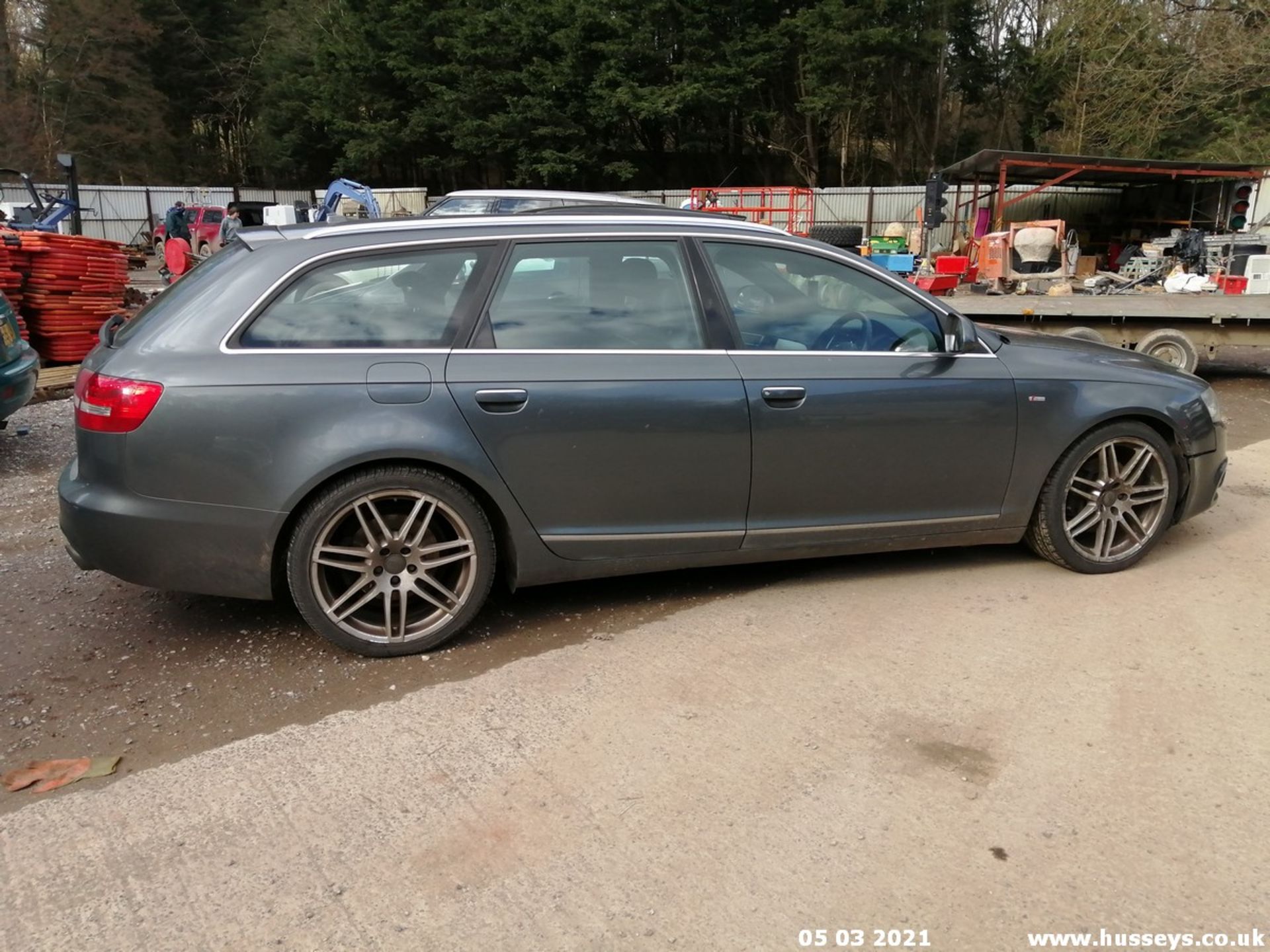 10/60 AUDI A6 S LINE SPEC ED TDI CVT - 1968cc 5dr Estate (Grey) - Image 8 of 21