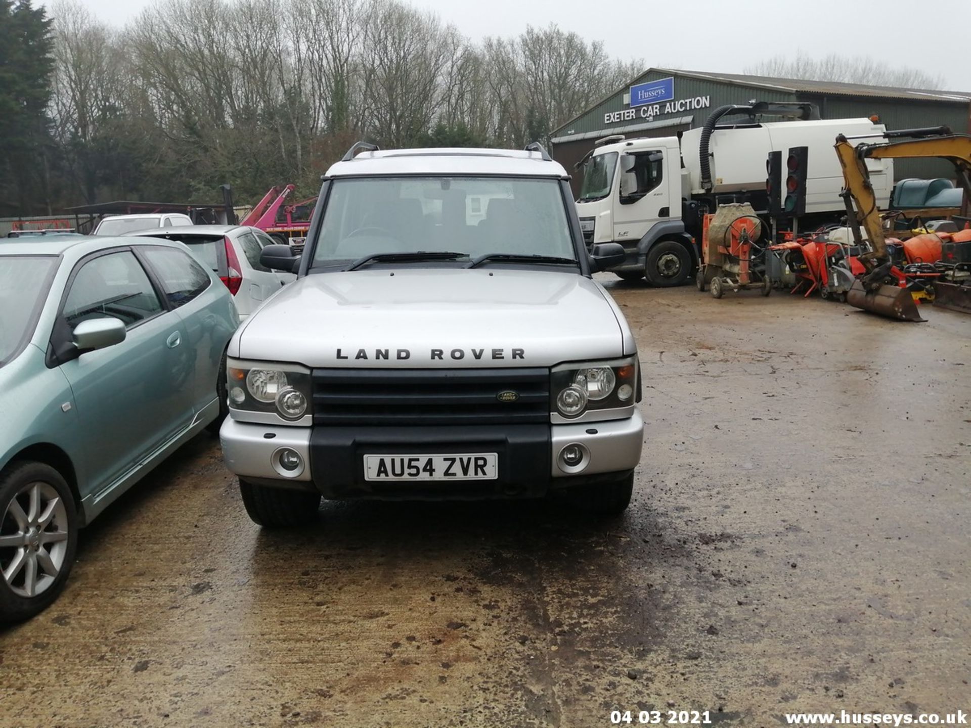 04/54 LAND ROVER DISCOVERY LANDMARK TD5 - 2495cc 5dr Estate (Silver) - Image 19 of 23