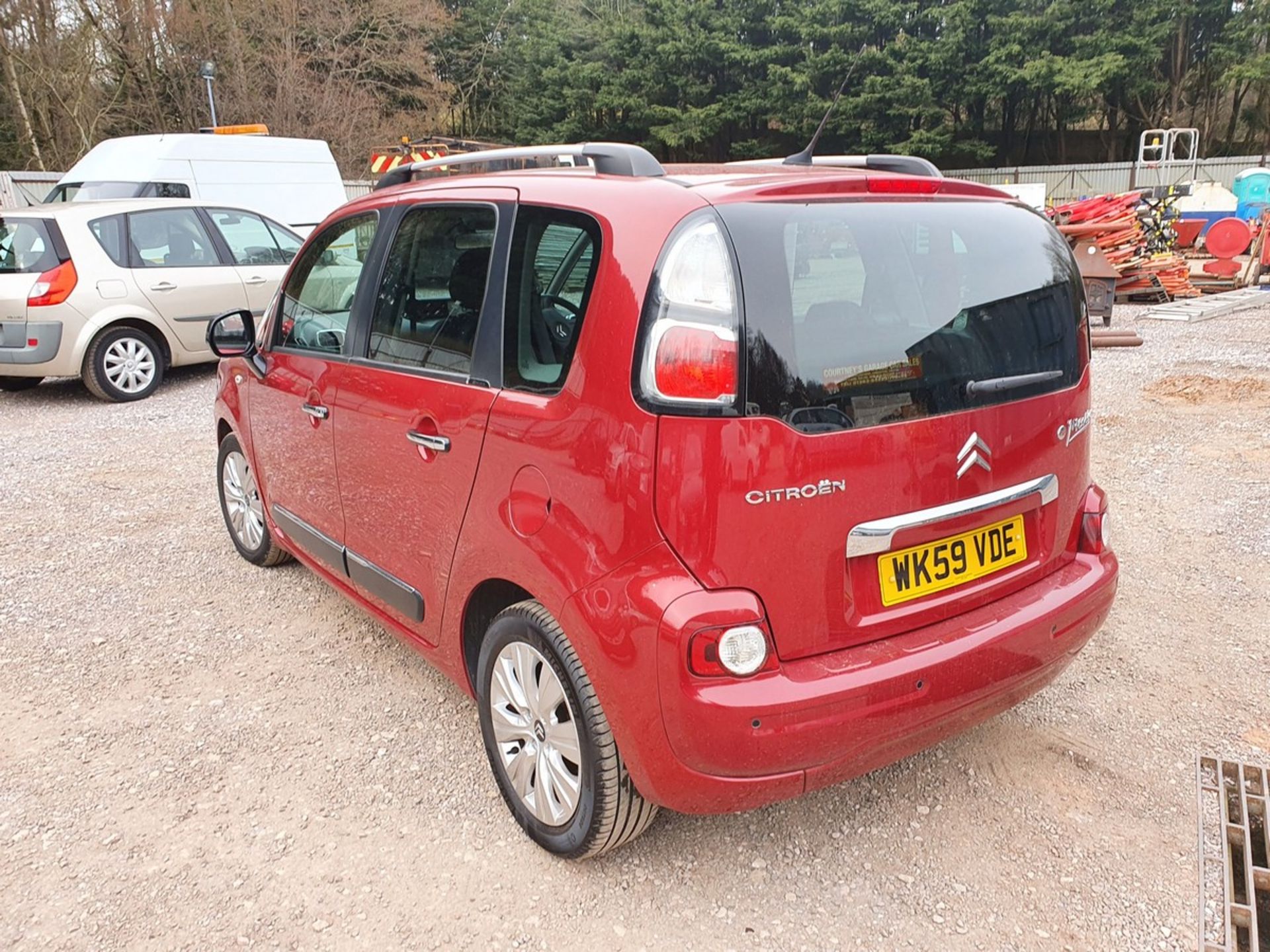 09/59 CITROEN C3 PICASSO EXCLUSIVE HDI - 1560cc 5dr MPV (Red, 67k) - Image 11 of 15