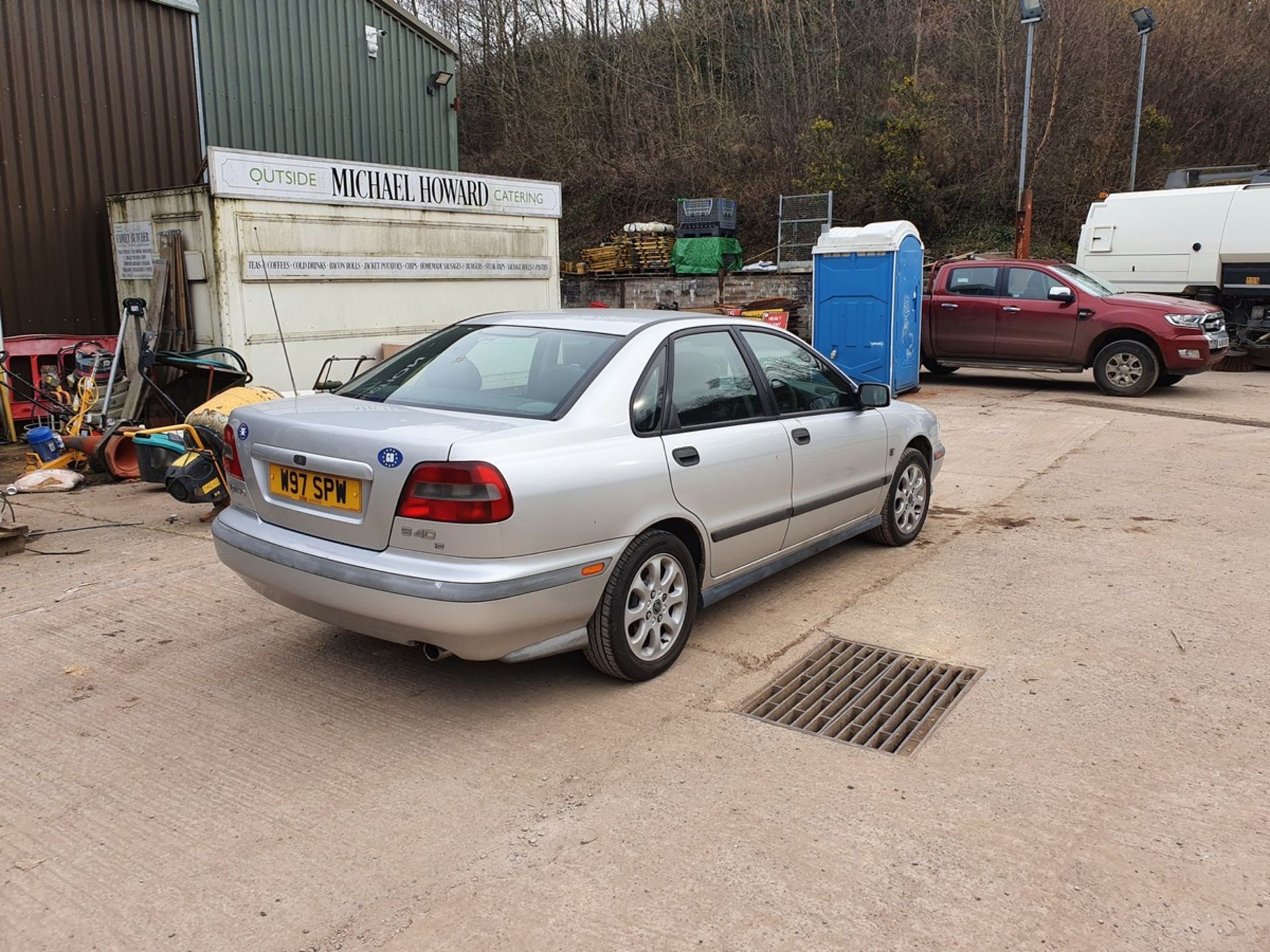 2000 VOLVO S40 XS - 1588cc 4dr Saloon (Silver, 101k) - Image 2 of 12