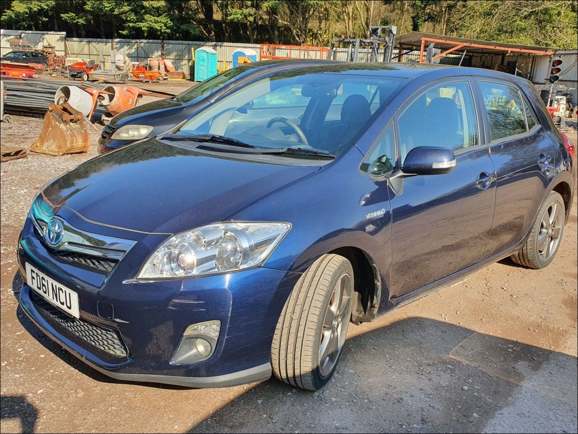 11/61 TOYOTA AURIS HYBRID T SPIRIT CVT - 1797cc 5dr Hatchback (Blue, 86k)