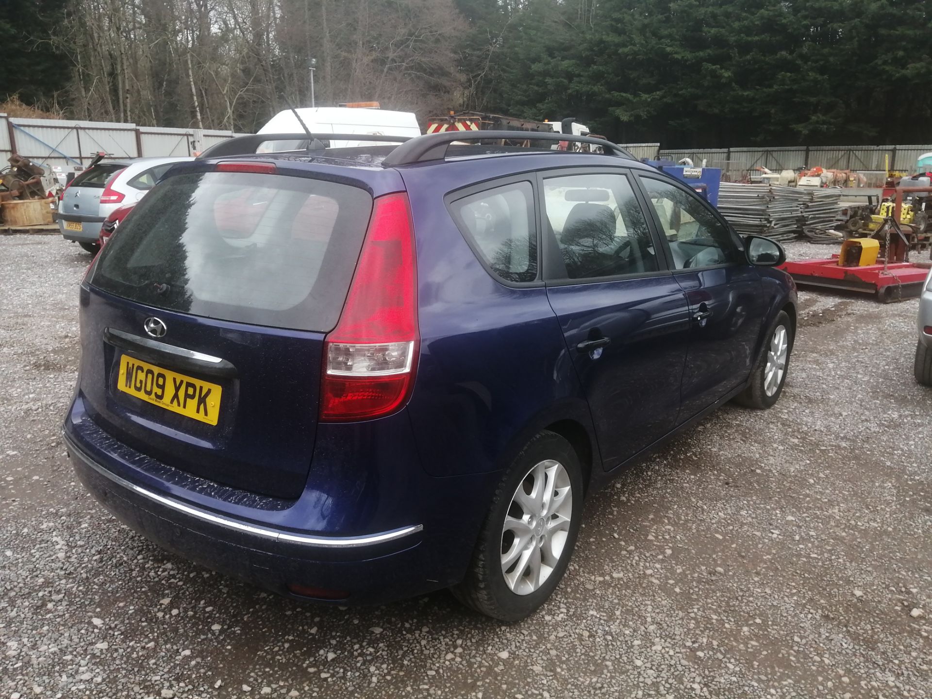 09/09 HYUNDAI I30 STYLE AUTO - 1582cc 5dr Estate (Blue) - Image 7 of 13