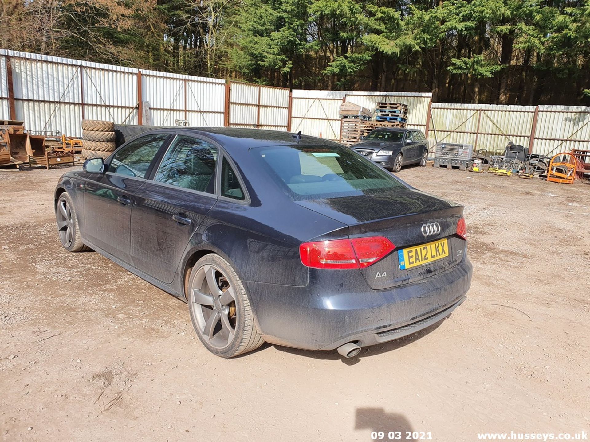 12/12 AUDI A4 S LINE BLACK EDT TDI Q - 2967cc 4dr Saloon (Blue, 94k) - Image 6 of 16