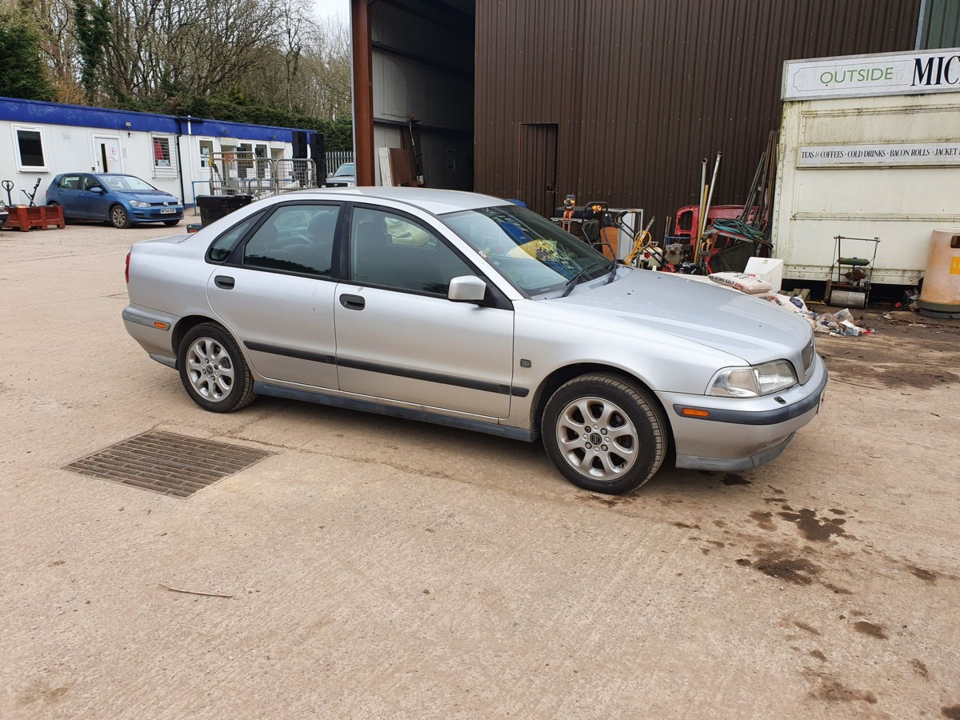 2000 VOLVO S40 XS - 1588cc 4dr Saloon (Silver, 101k) - Image 4 of 12