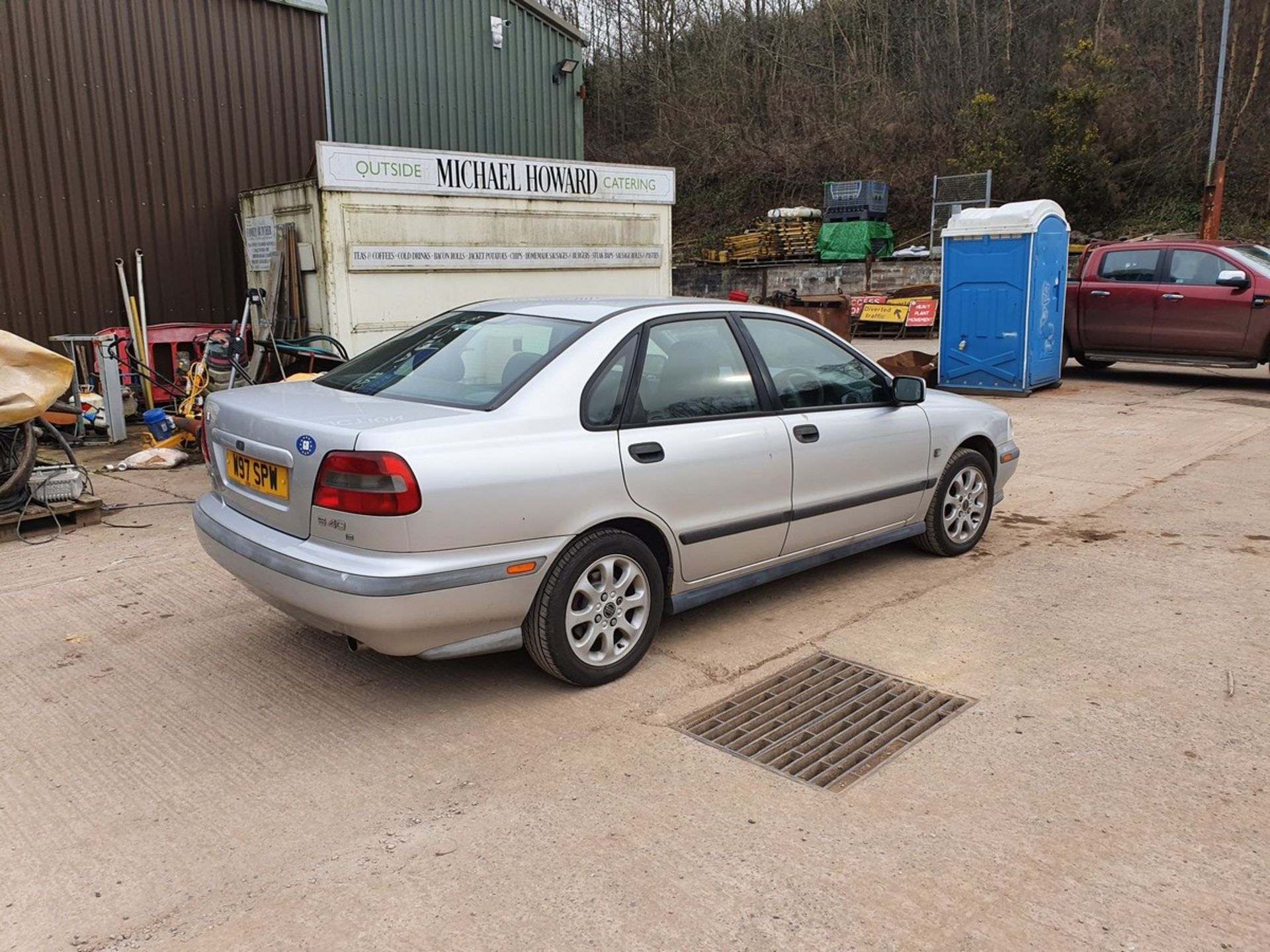 2000 VOLVO S40 XS - 1588cc 4dr Saloon (Silver, 101k) - Image 3 of 12