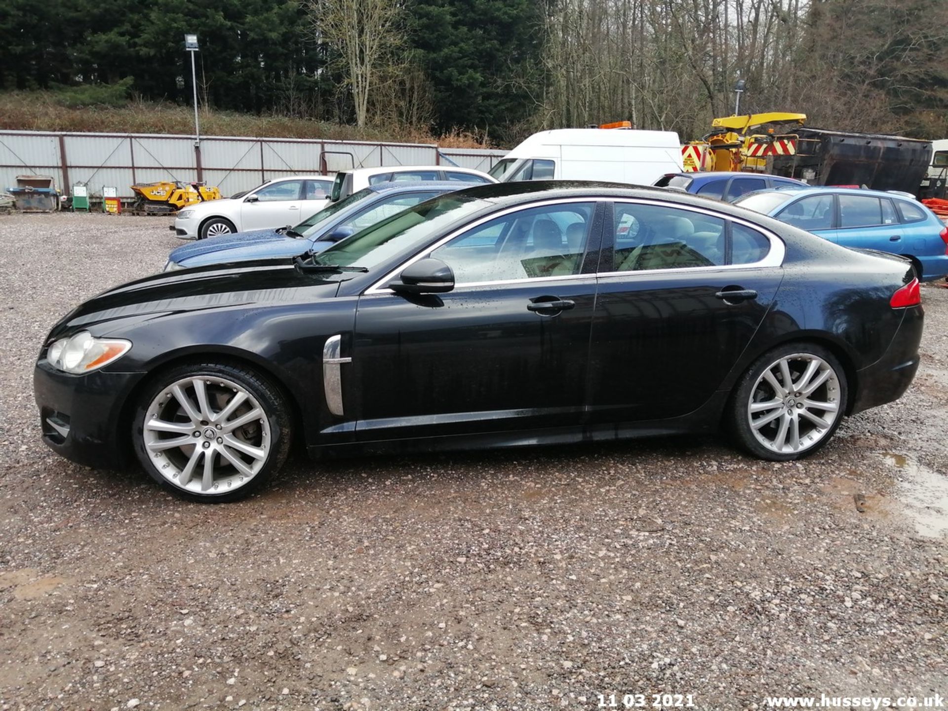 10/10 JAGUAR XF S PREMIUM LUXURY V6 A - 2993cc 4dr Saloon (Black, 257k) - Image 4 of 12