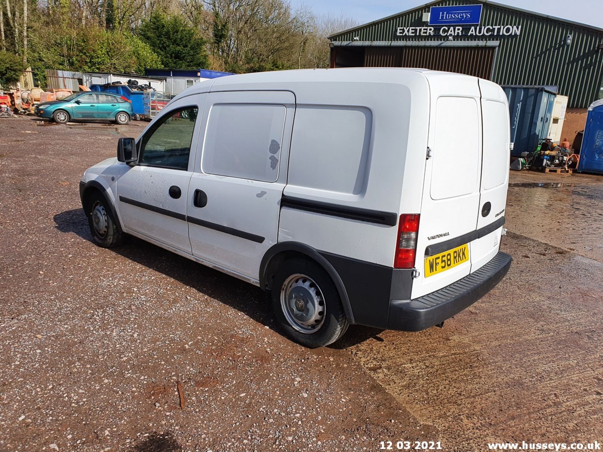 08/58 VAUXHALL COMBO 1700 CDTI - 1248cc 5dr Van (White, 87k) - Image 5 of 8