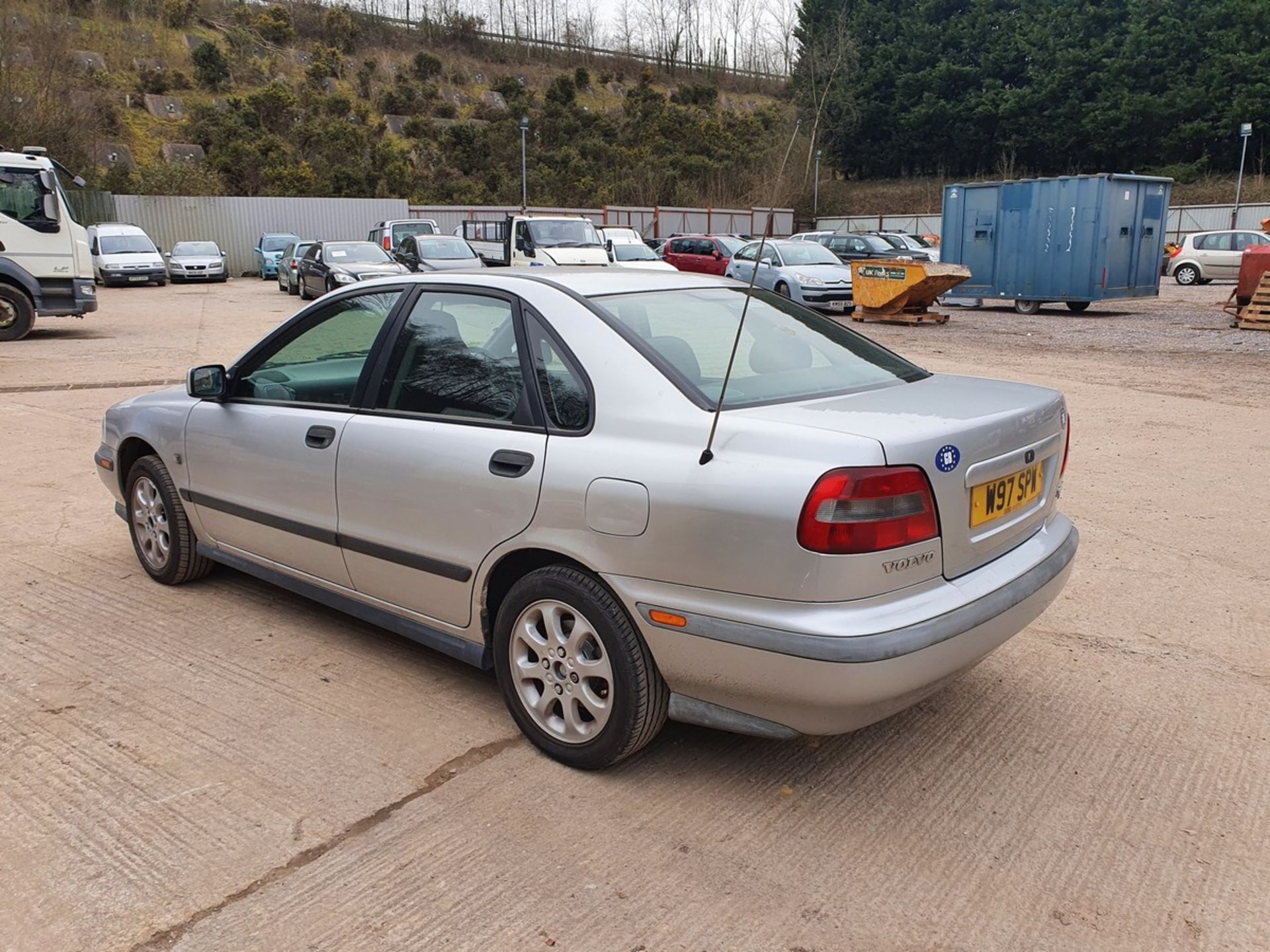 2000 VOLVO S40 XS - 1588cc 4dr Saloon (Silver, 101k) - Image 8 of 12