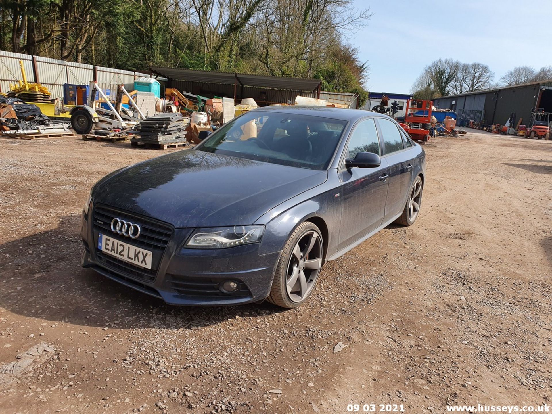 12/12 AUDI A4 S LINE BLACK EDT TDI Q - 2967cc 4dr Saloon (Blue, 94k) - Image 10 of 16