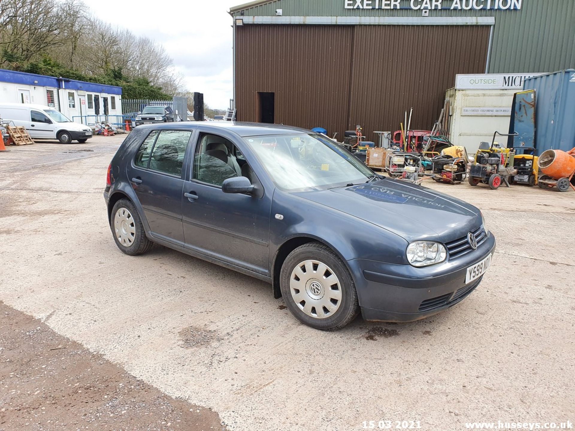 2001 VOLKSWAGEN GOLF SE TDI - 1896cc 5dr Hatchback (Grey, 146k) - Image 7 of 13