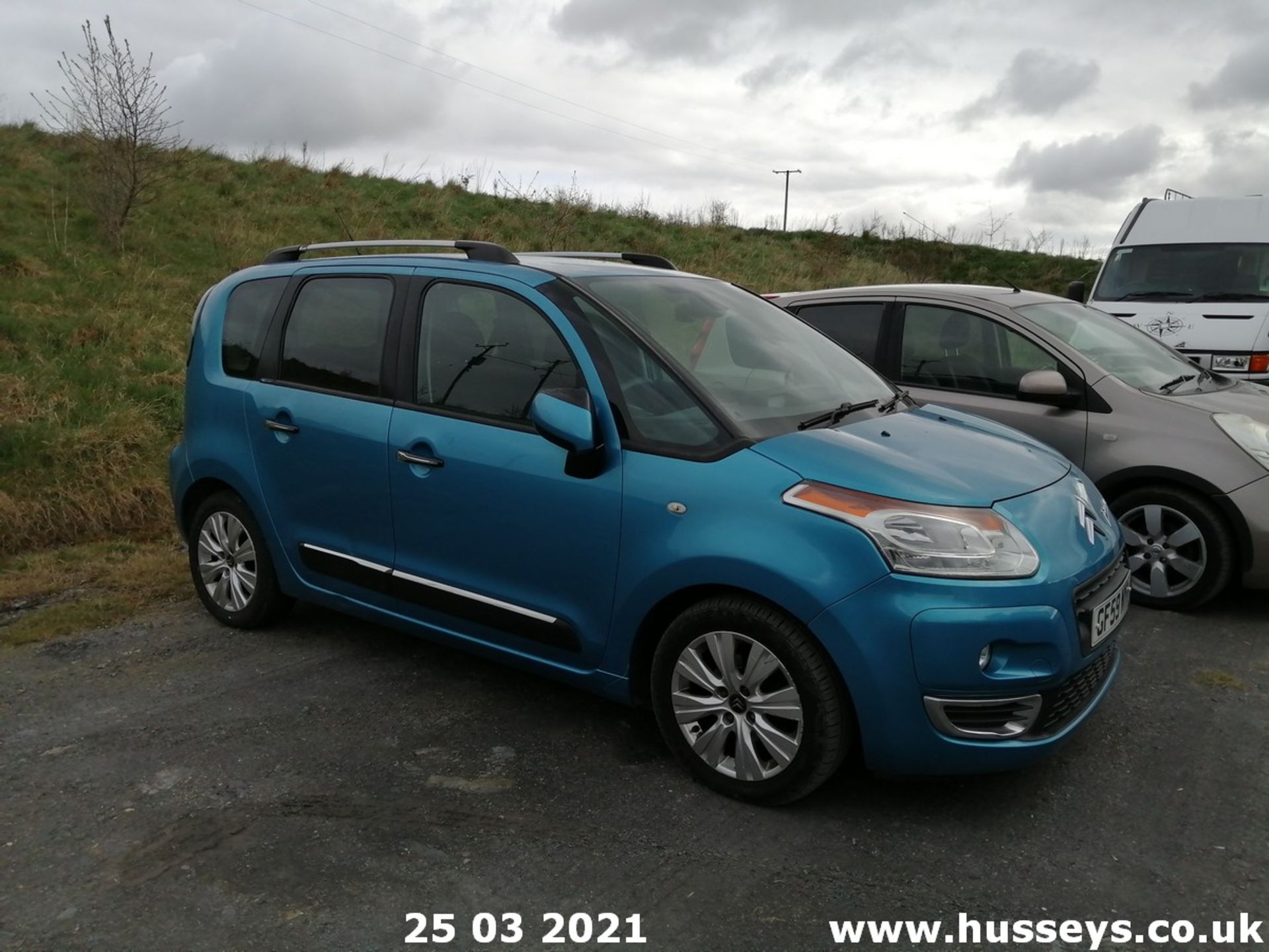 09/59 CITROEN C3 PICASSO EXCLUSIVE HDI - 1560cc 5dr MPV (Blue, 97k) - Image 5 of 15