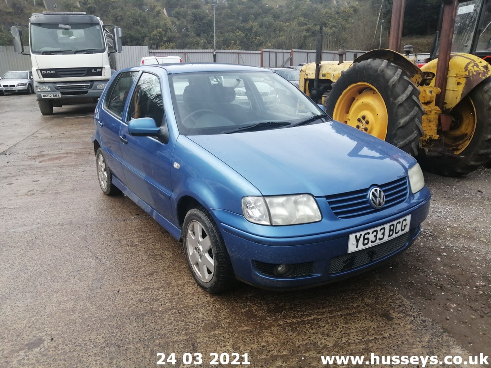 2001 VOLKSWAGEN POLO SE AUTO - 1390cc 5dr Hatchback (Blue) - Image 2 of 14