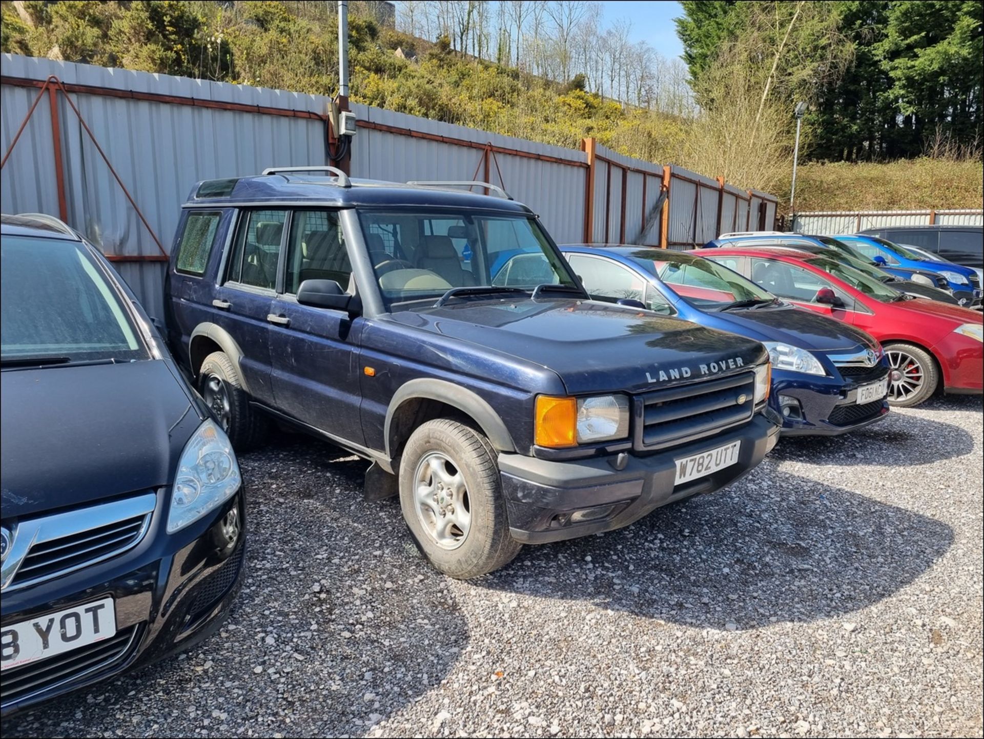 2000 LAND ROVER DISCOVERY - 2500cc 5dr Estate (Blue) - Image 4 of 23