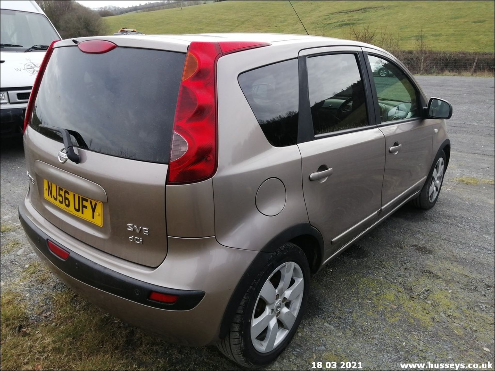 06/56 NISSAN NOTE SVE DCI - 1461cc 5dr MPV (Beige, 125k) - Image 5 of 32