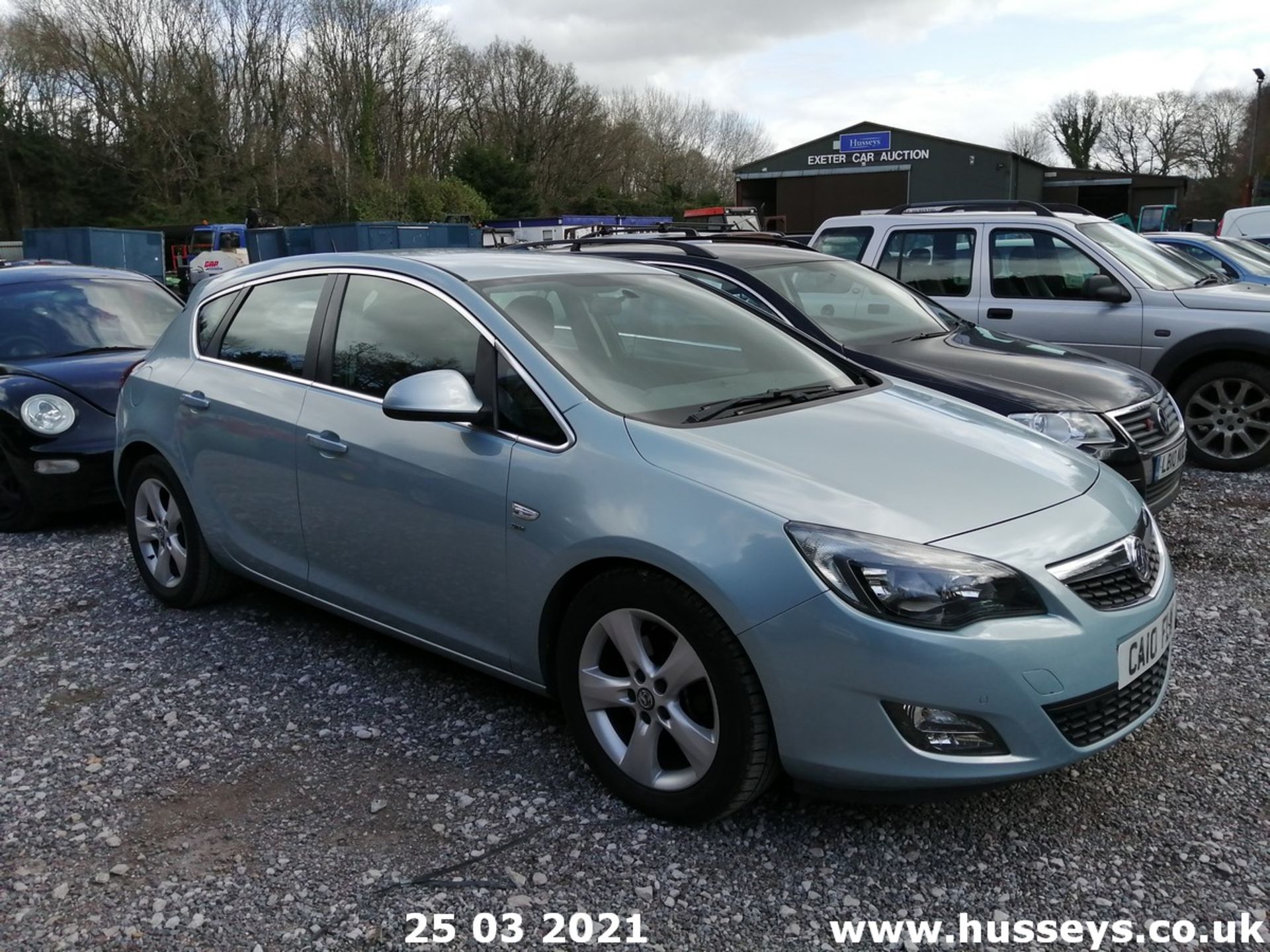 10/10 VAUXHALL ASTRA SRI CDTI 108 - 1686cc 5dr Hatchback (Blue) - Image 3 of 12