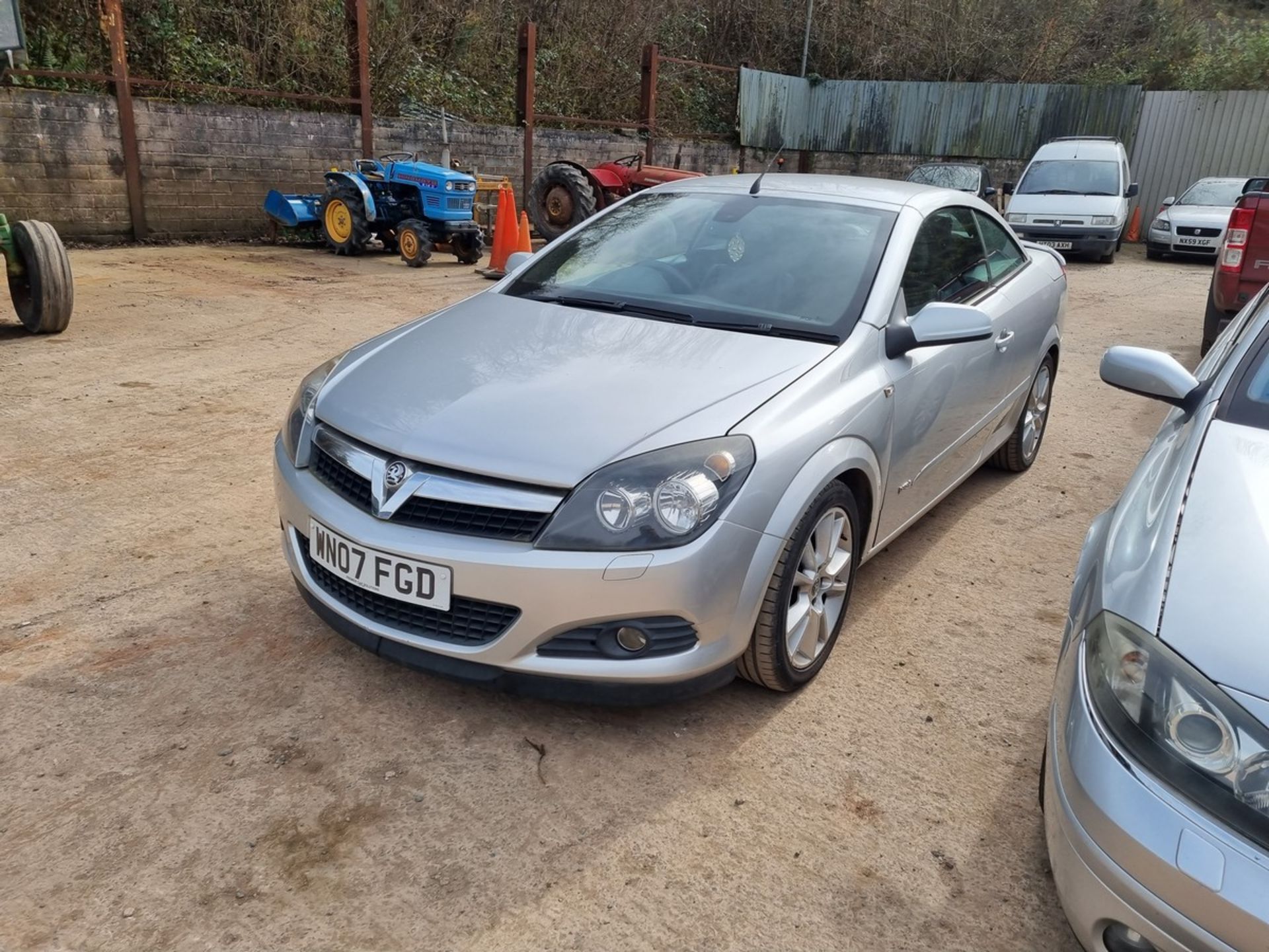 07/07 VAUXHALL ASTRA TWIN TOP DESIGN - 1796cc 3dr Convertible (Silver, 75k) - Image 6 of 10