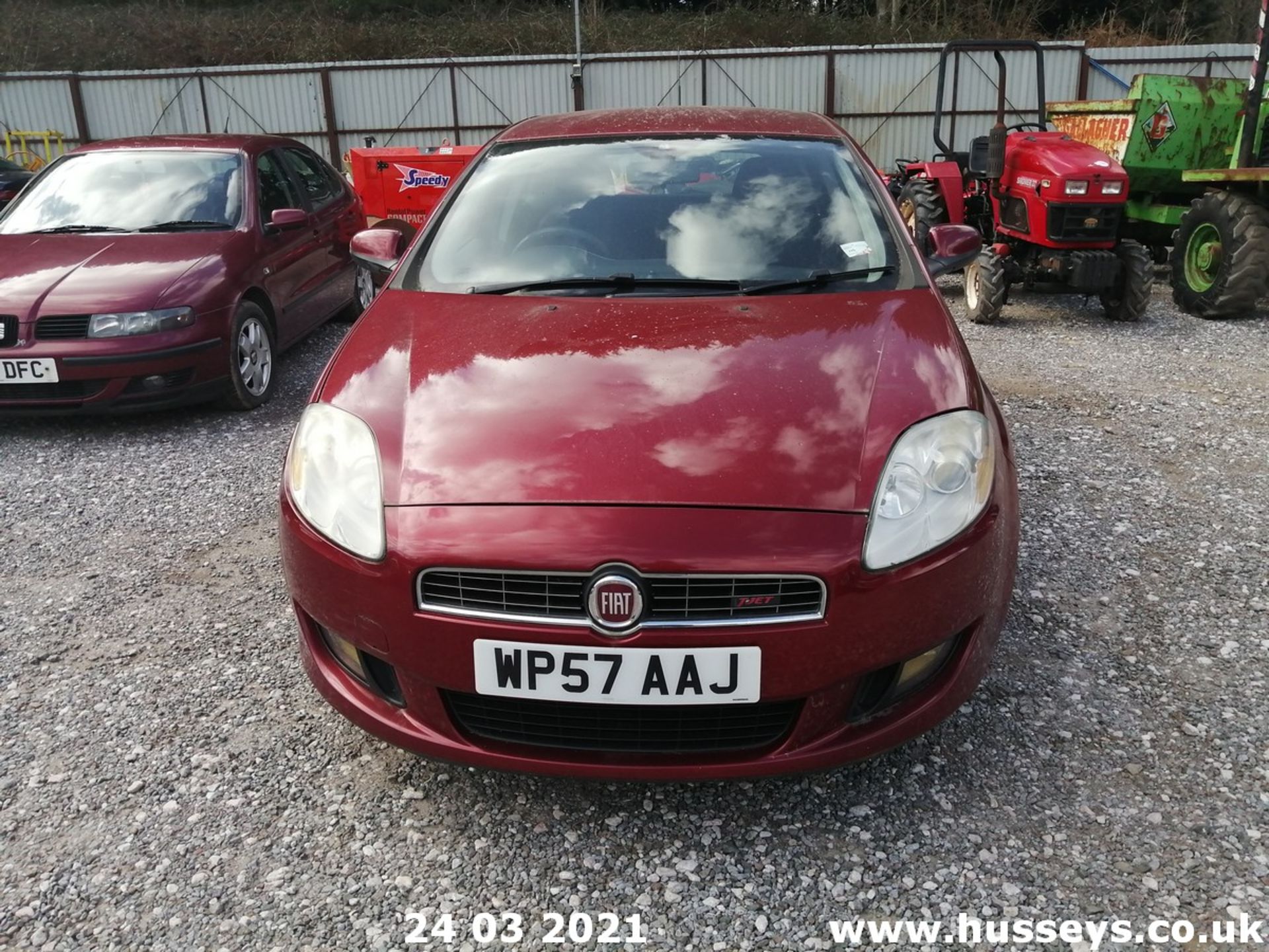 07/57 FIAT BRAVO SPORT TJET 150 - 1368cc 5dr Hatchback (Red) - Image 3 of 14