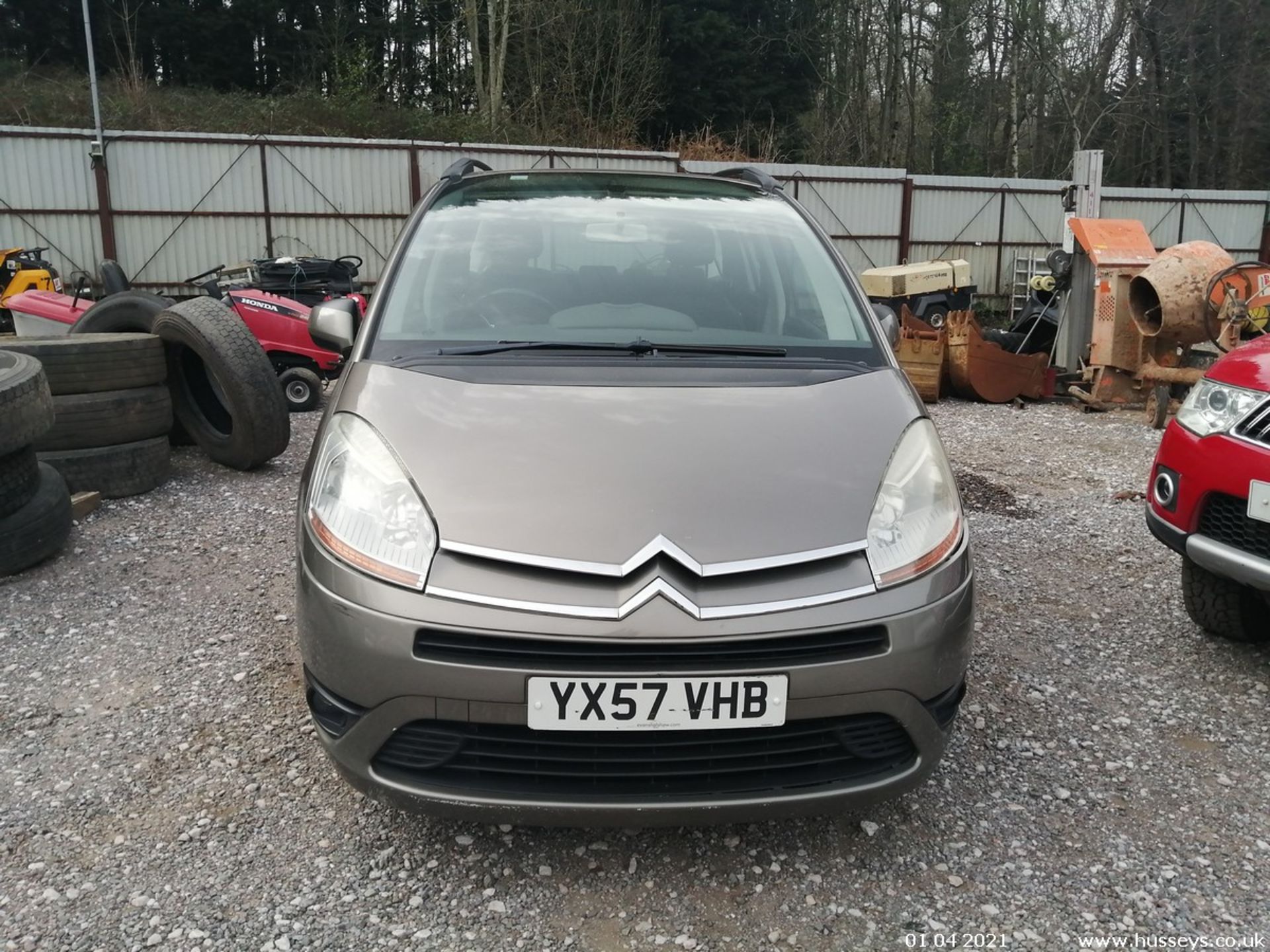 07/57 CITROEN C4 PICASSO 7 VTR+ - 1798cc 5dr MPV (Brown, 80k) - Image 2 of 15